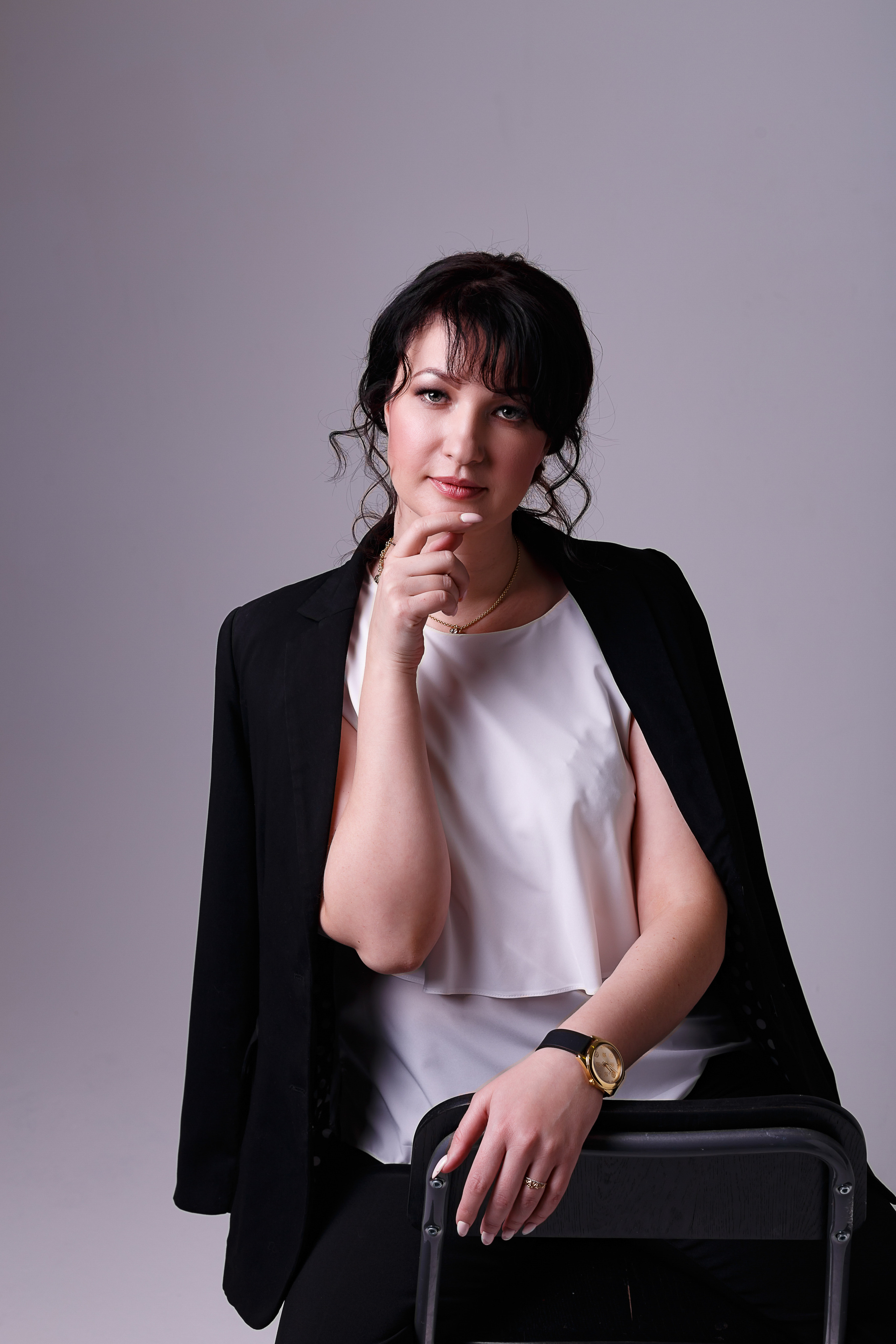 Портретная деловая фотосессия для Ирины. Фотограф в Подольске — Мария Бучнева