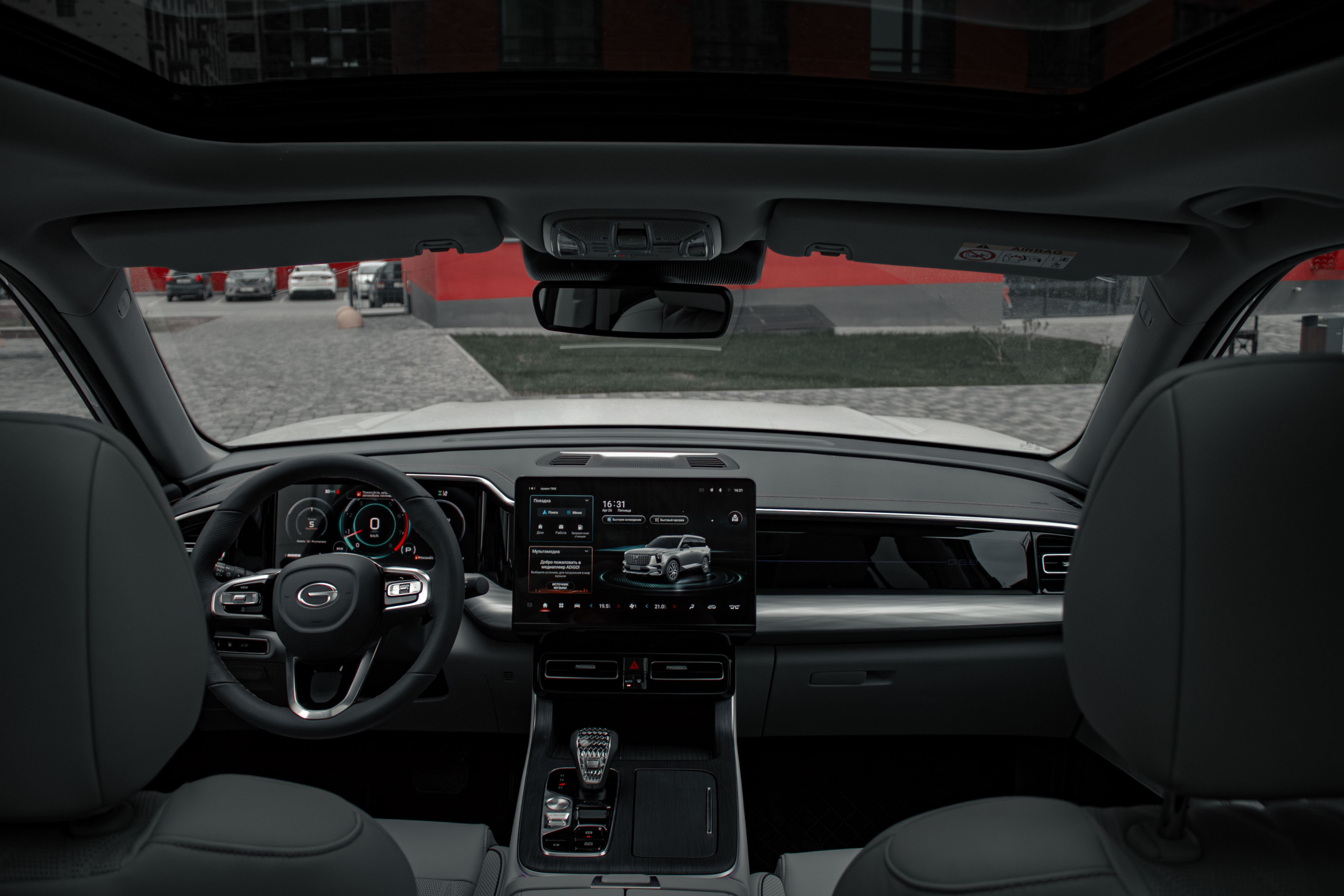 Бизнес съемка для автосалона GAC в городе Ижевск. Бизнес фотограф Ижевск — Назаров Роман