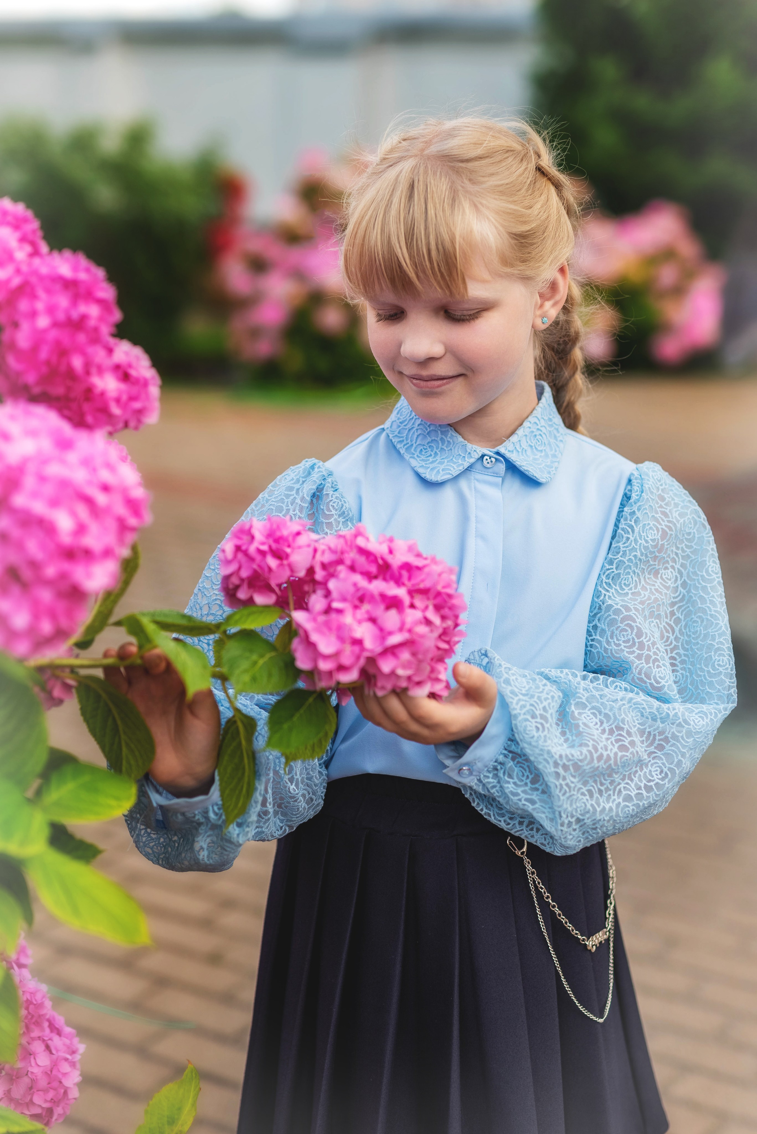 Фотосессия в розовых гортензиях. Семейный, детский фотограф в Воронеже Анна Никитина