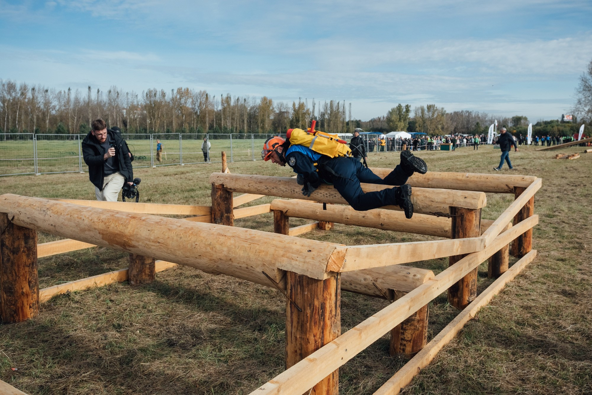 Соревнования «Лучший лесной пожарный» @ О. Татышев. Репортажный фотограф Максим Полянский. Москва, Санкт-Петербург, Красноярск