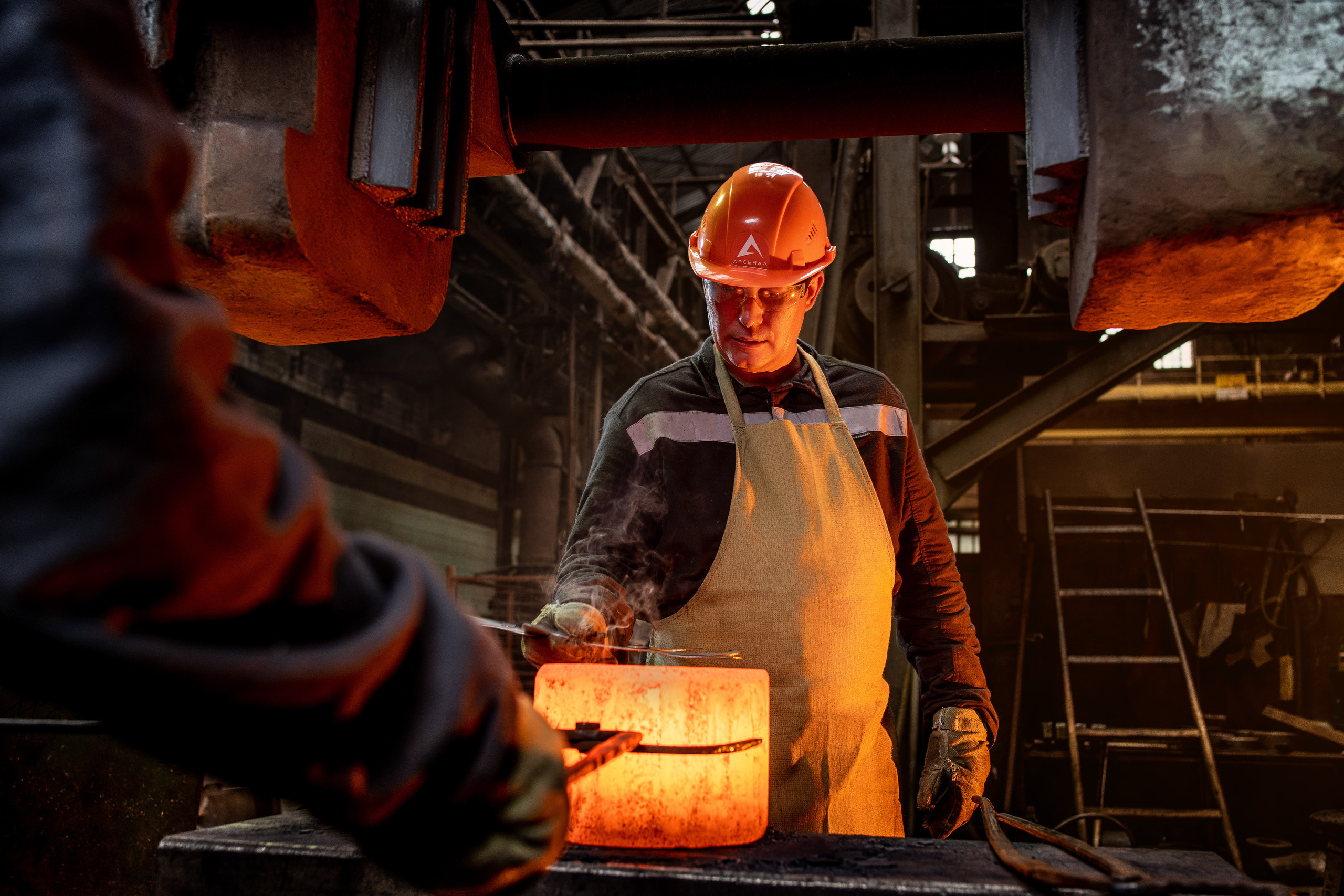 Advertising photographer in Dubai — Maxim Mitrofanov