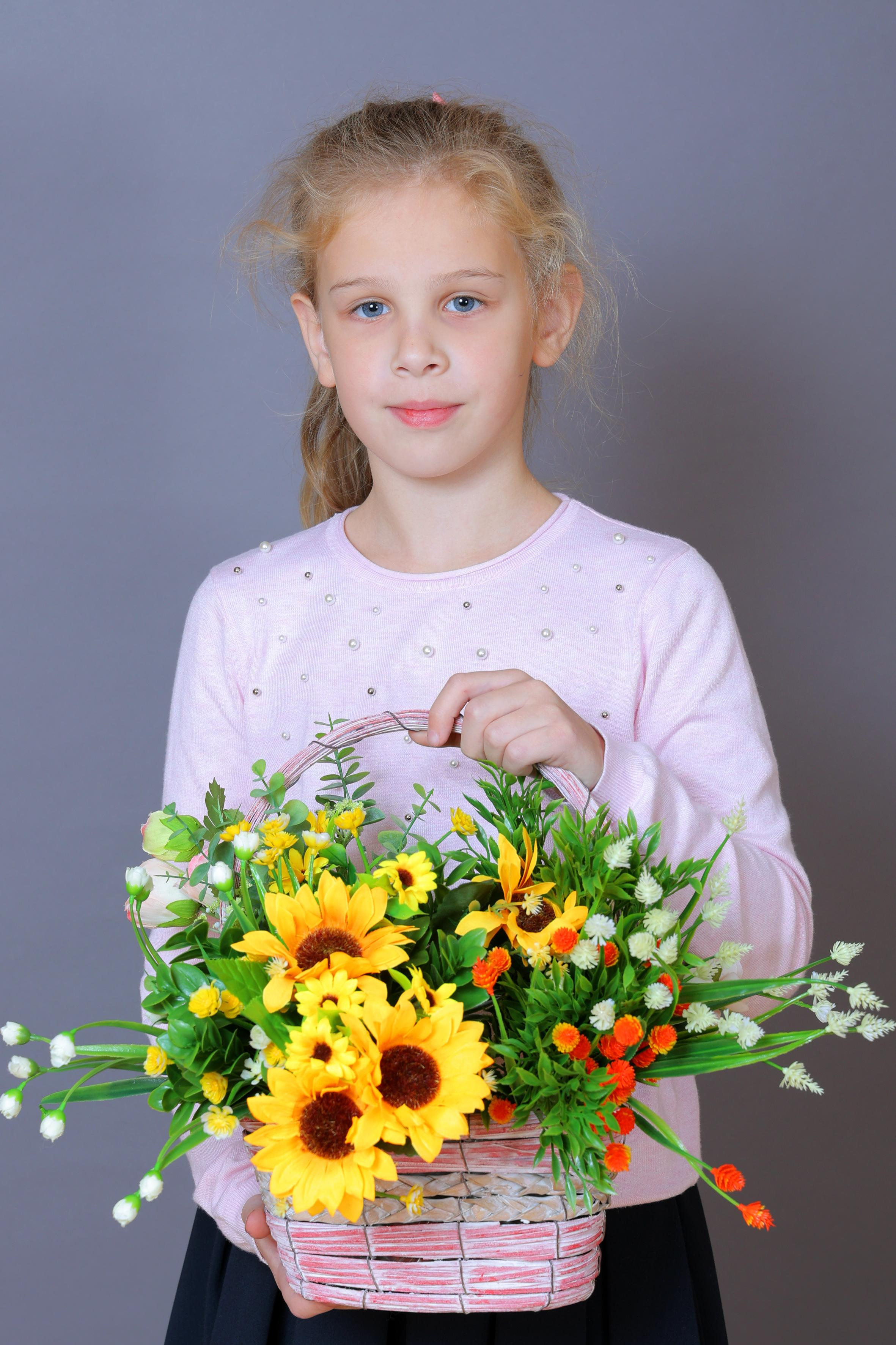 Лицей № 470. Школьная фотография в Санкт-Петербурге, выпускные альбомы, фотосессии