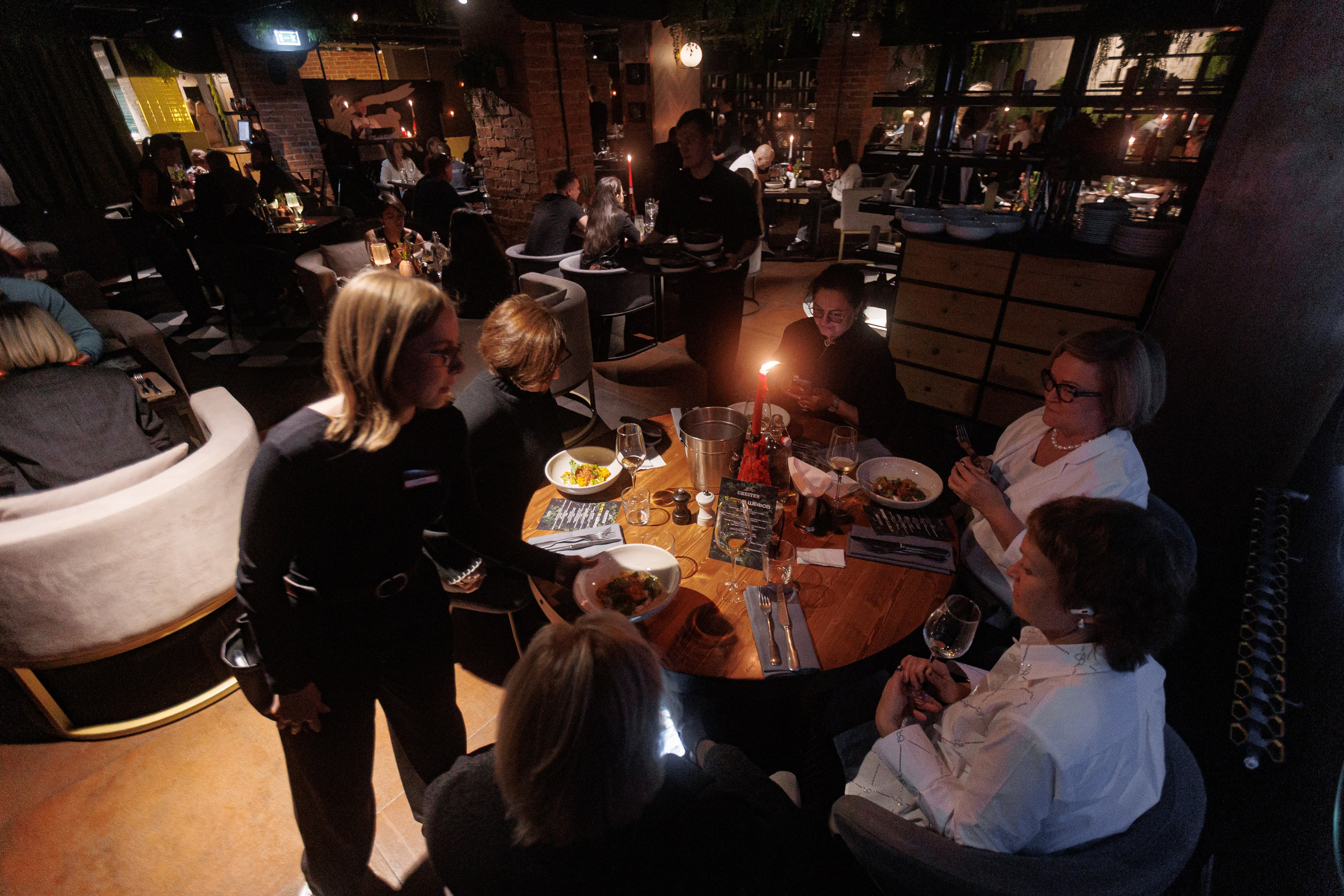 Фотографии с Гастроужина Честер Челябинск 5 ЛЕТ.5 ШЕФОВ