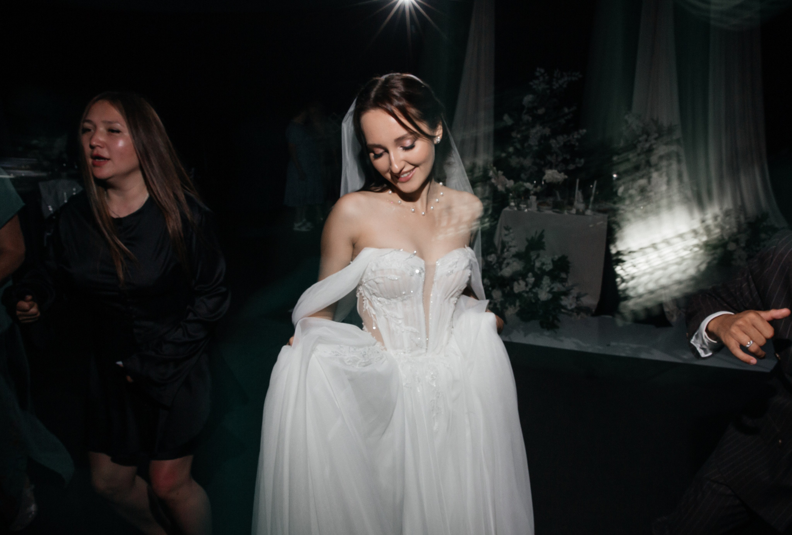 Уютная свадьба — Аскар и Катя на Марсовом поле. Свадебный фотограф в Оренбурге Илья Володьков