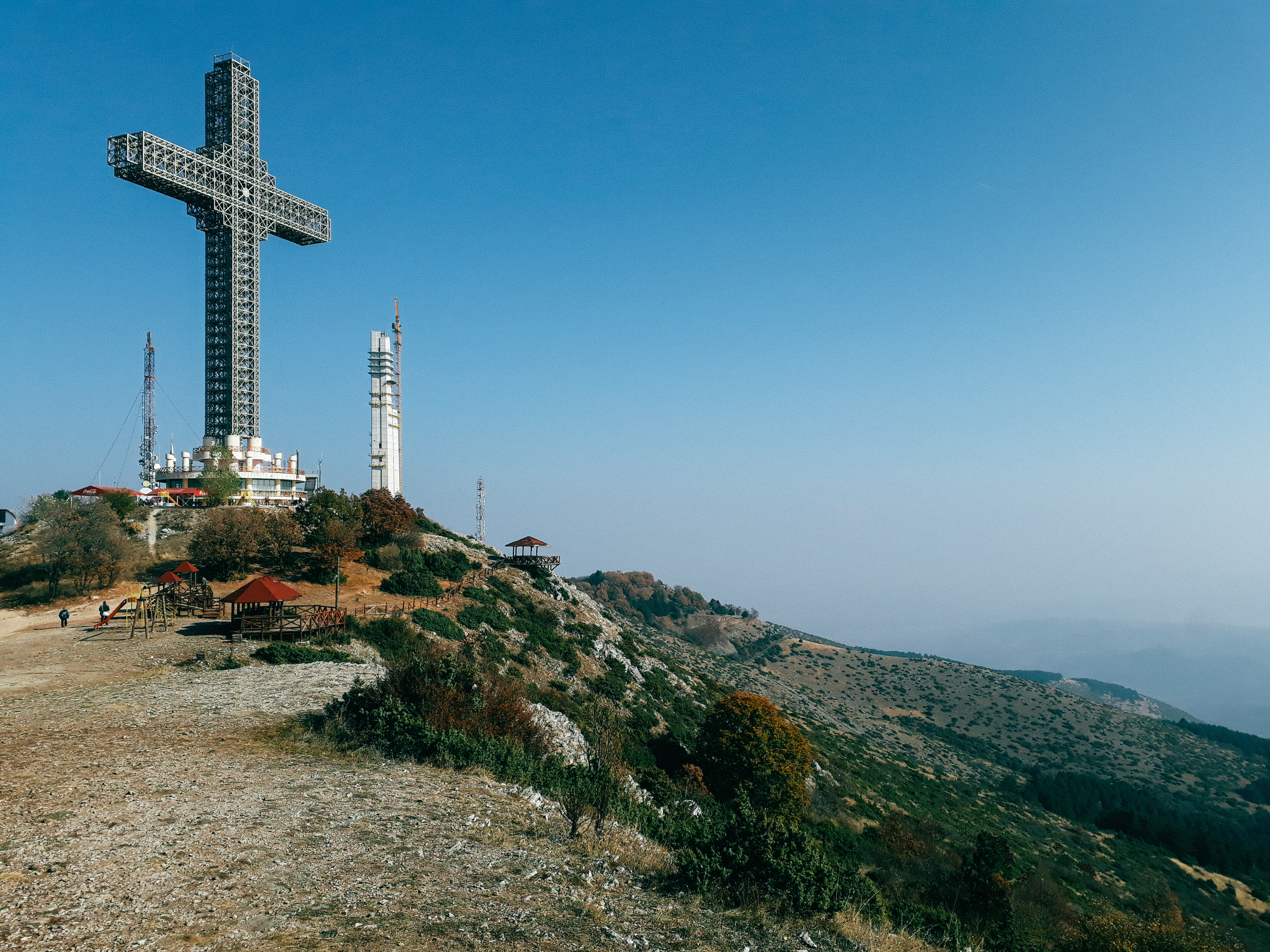 The Balkans. Künstler Verstecktoff