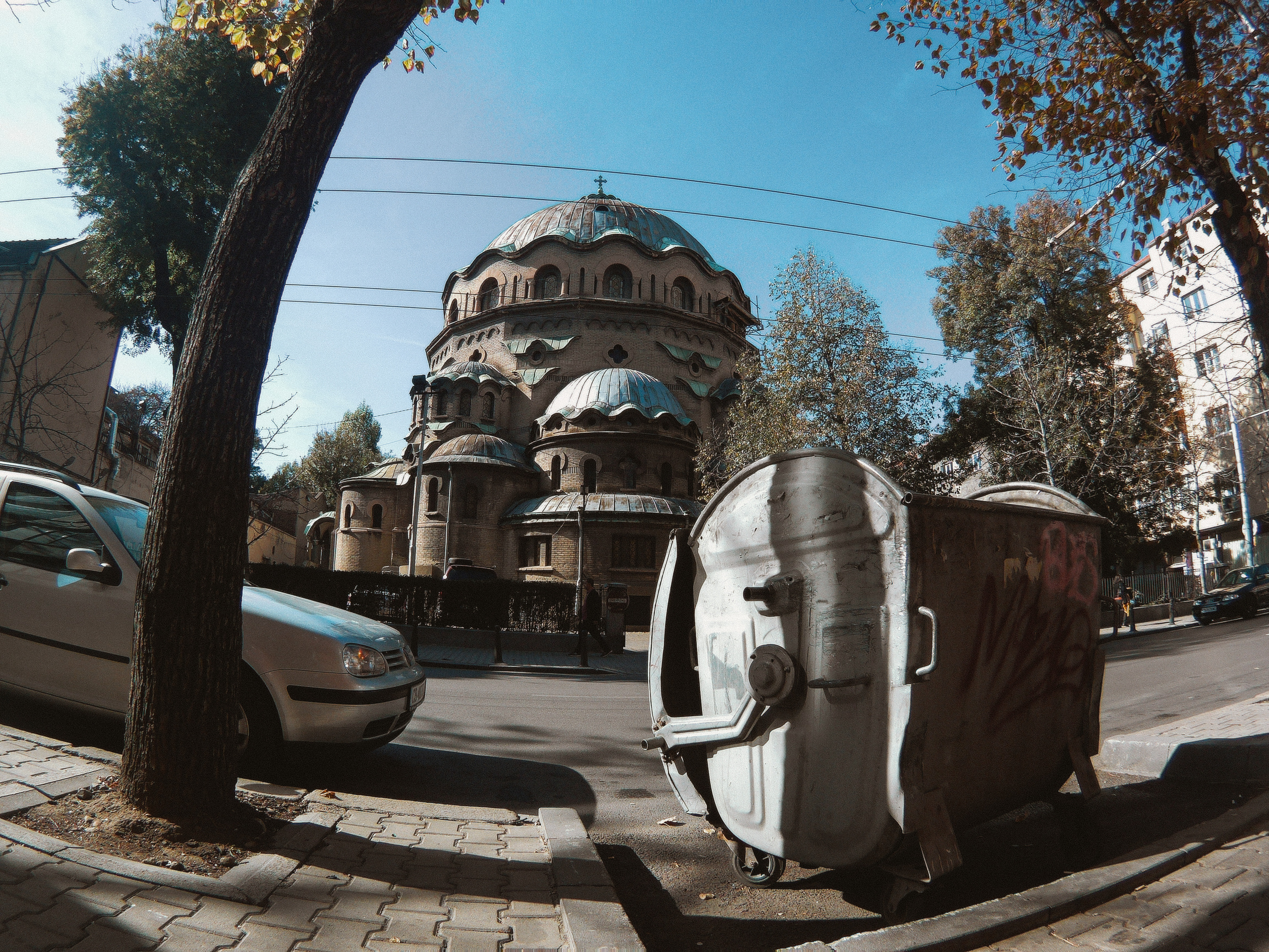 The Balkans. Künstler Verstecktoff