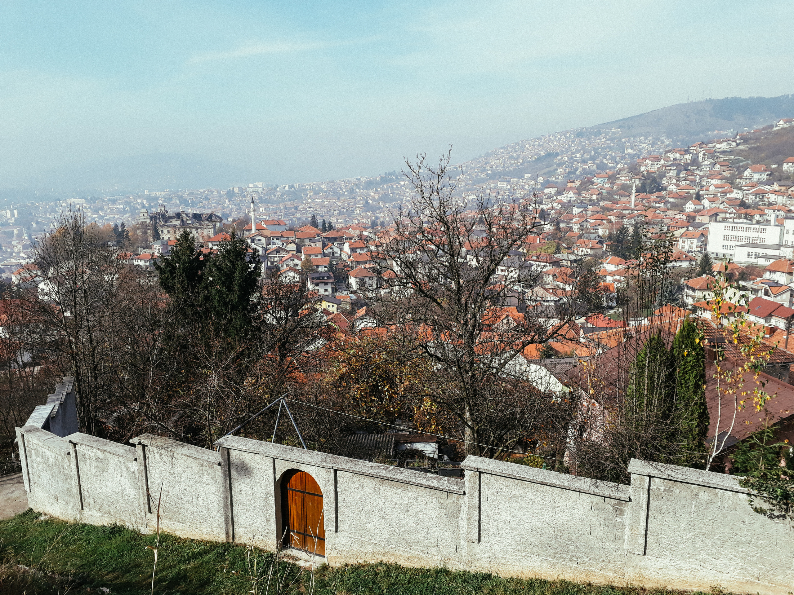 The Balkans. Künstler Verstecktoff