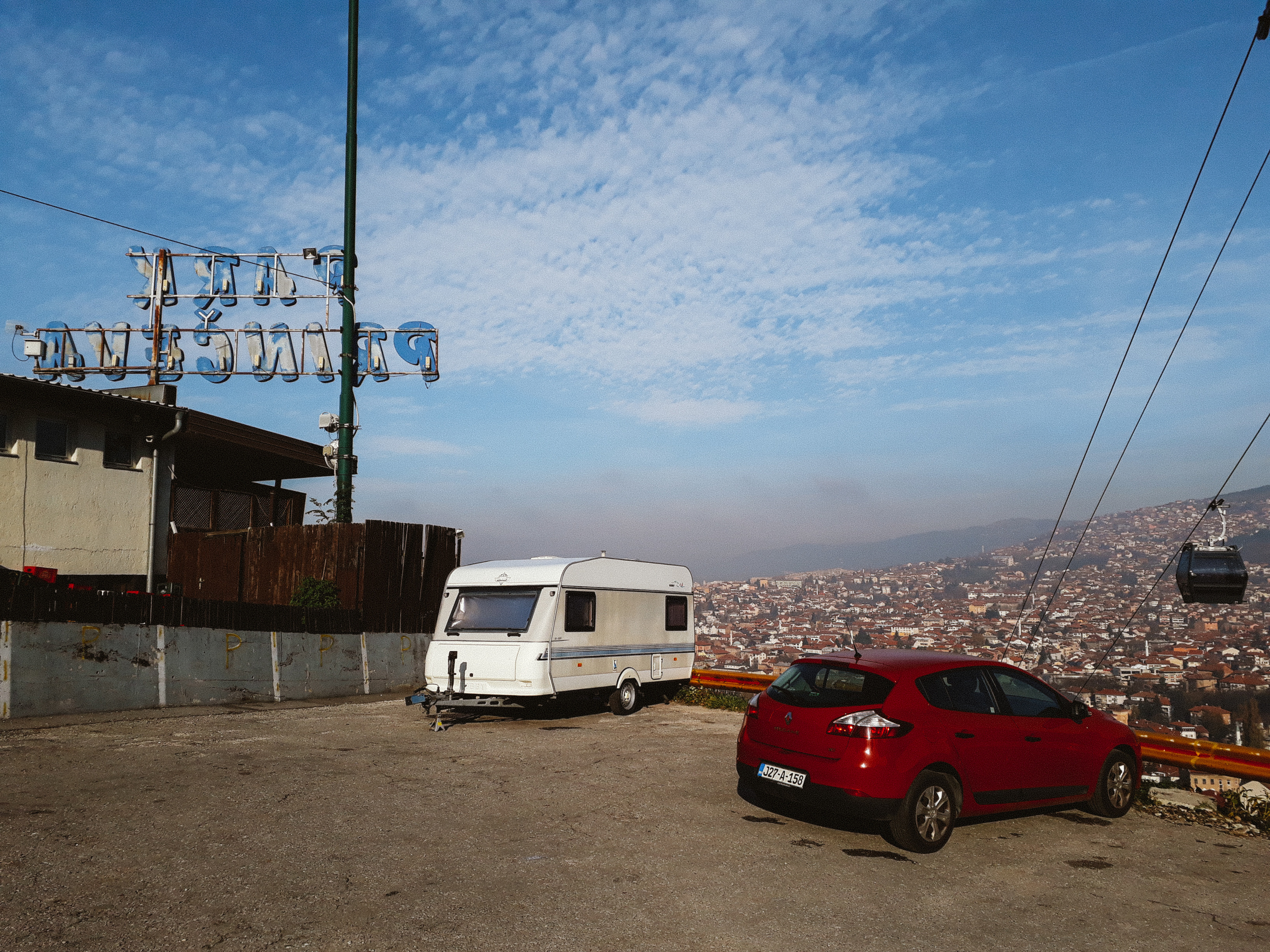 The Balkans. Künstler Verstecktoff