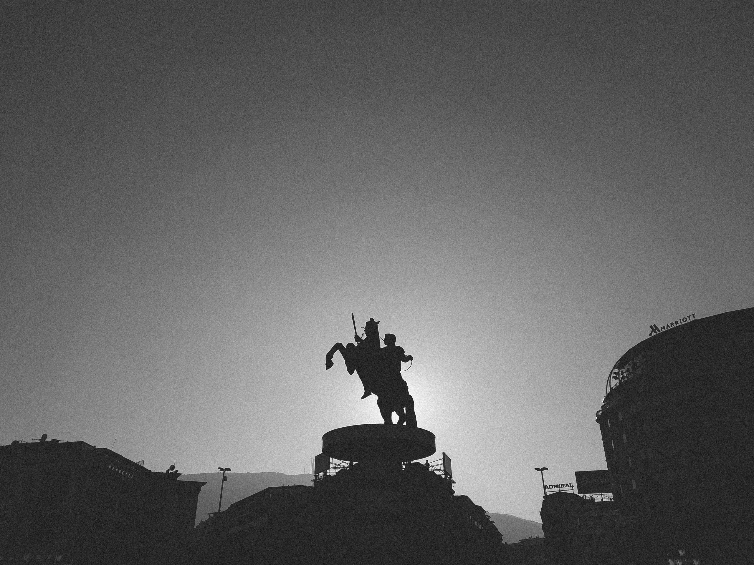 The Balkans. Künstler Verstecktoff