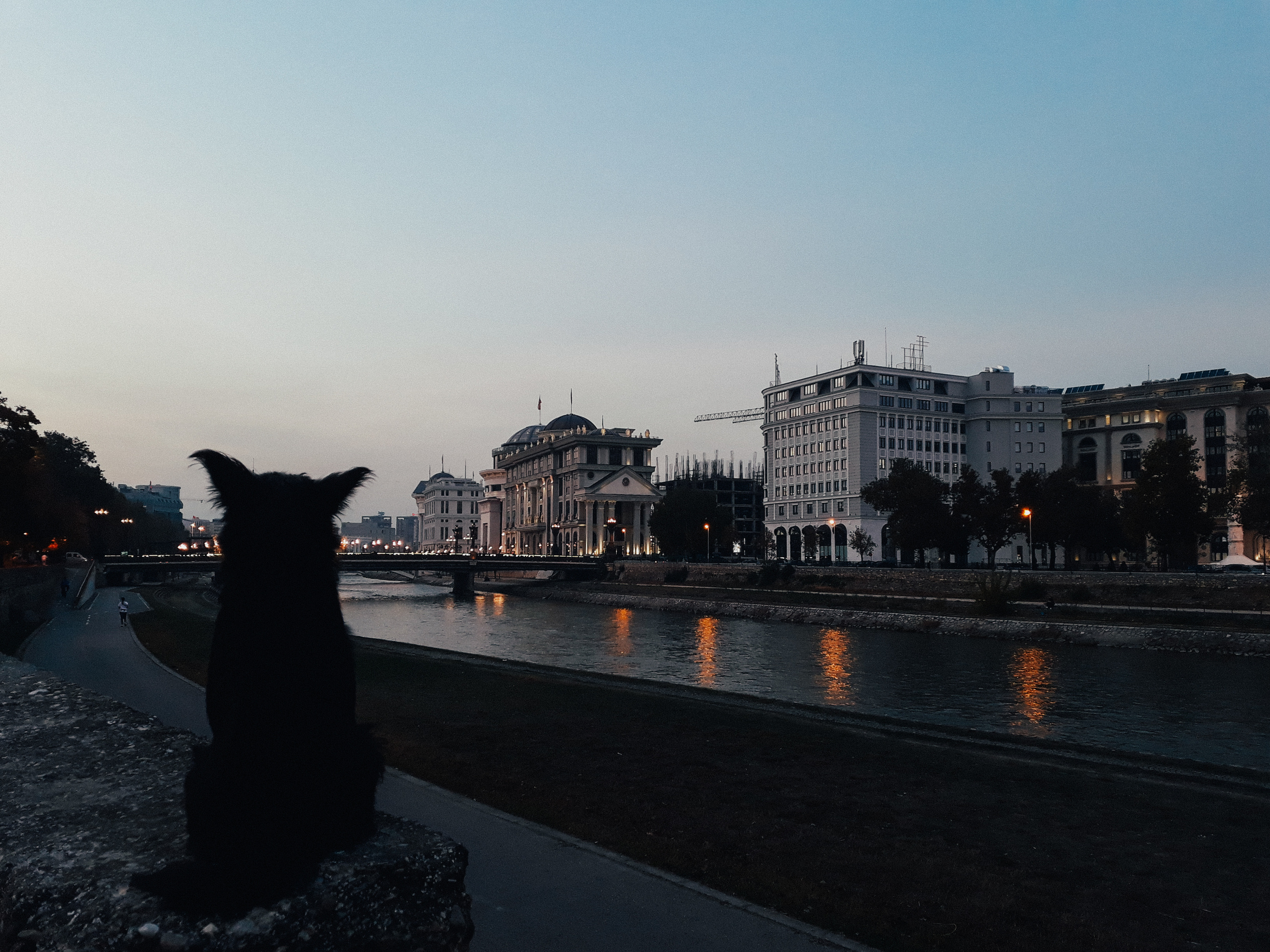 The Balkans. Künstler Verstecktoff