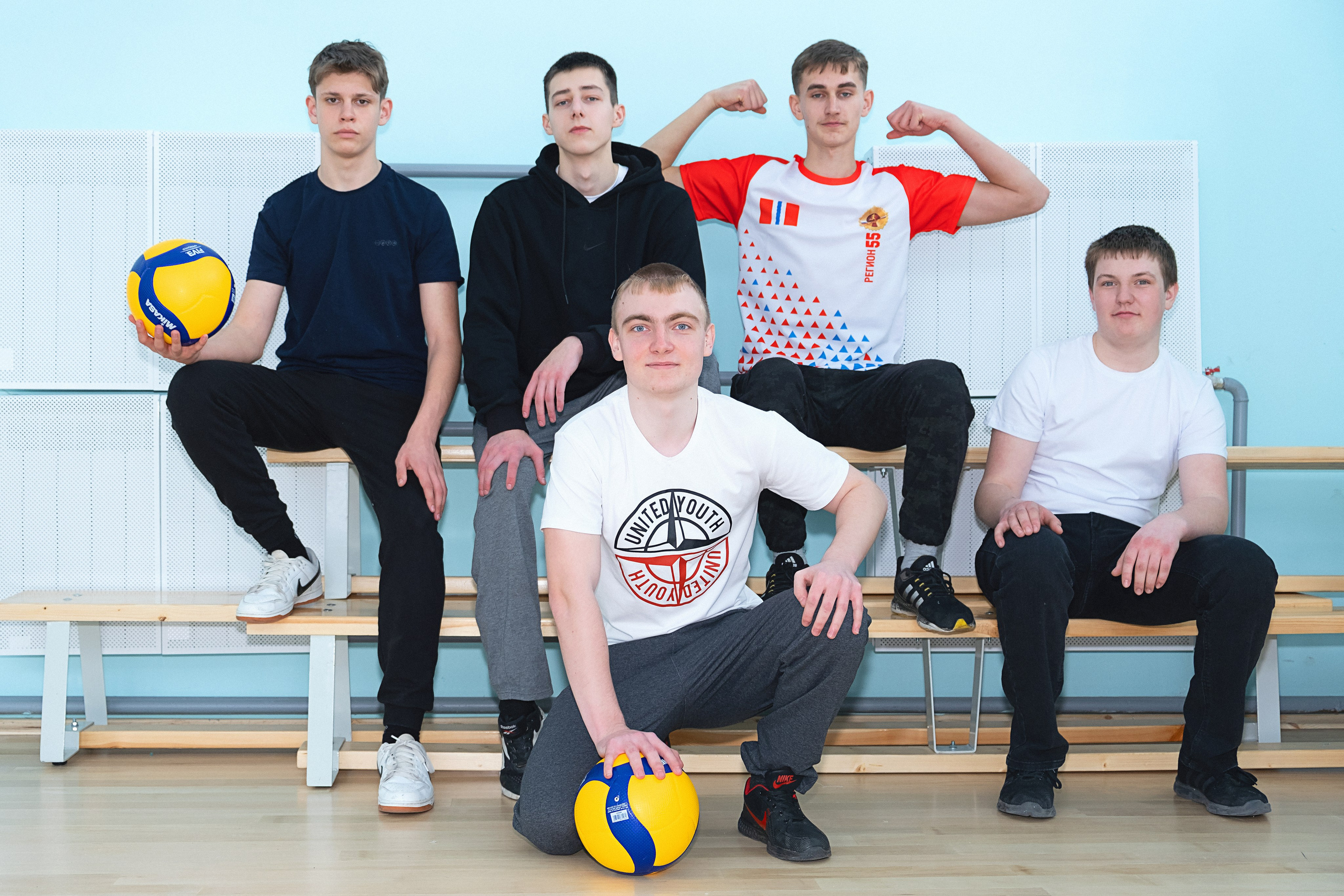 Выпускной альбом 2024. Фотограф и видеограф в Омск/Москва Сащенко Лера