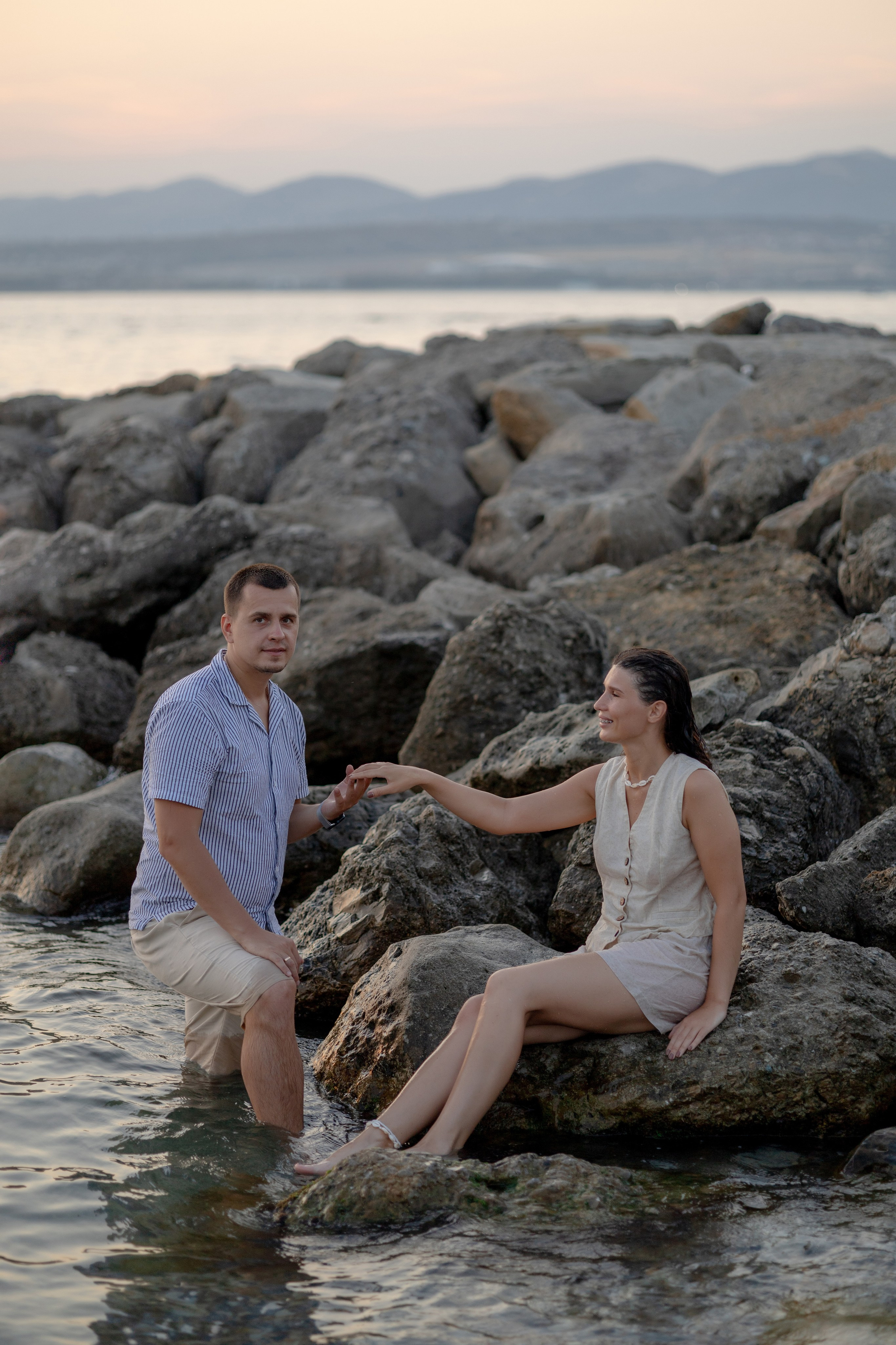Закат на пляже Метрополь. Семейный и портретный фотограф в Геленджике Любовь Бодрова