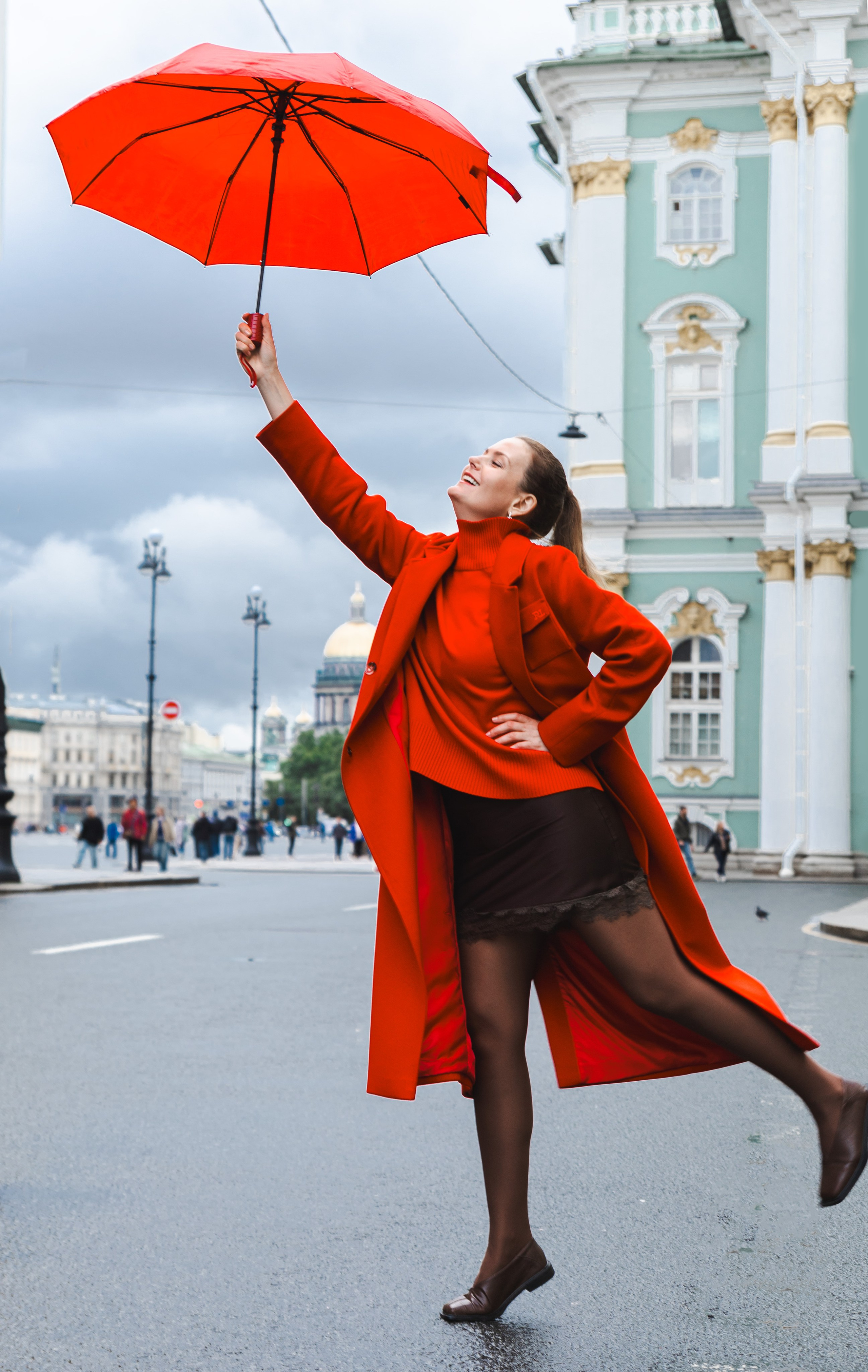Уличные сьемки. Привет, я Лиза, я  занимаюсь портретной фотографией всех направлений в Санкт-Петербурге