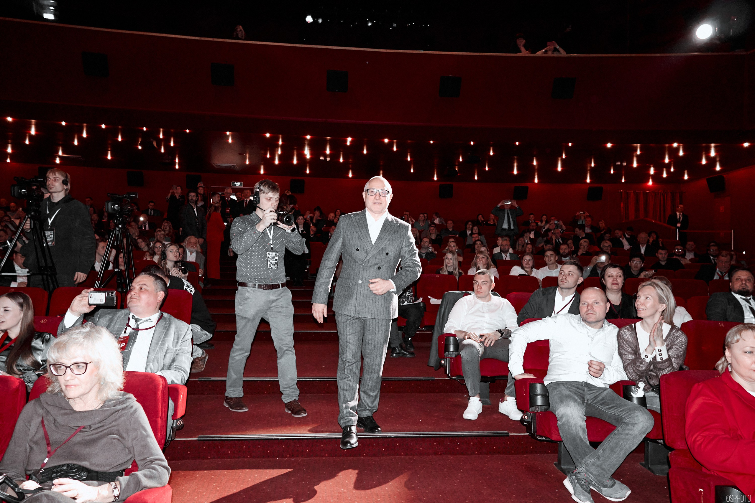 Кинофестиваль фильмов об охране труда | Кинотеатр «Октябрь». OSPhoto