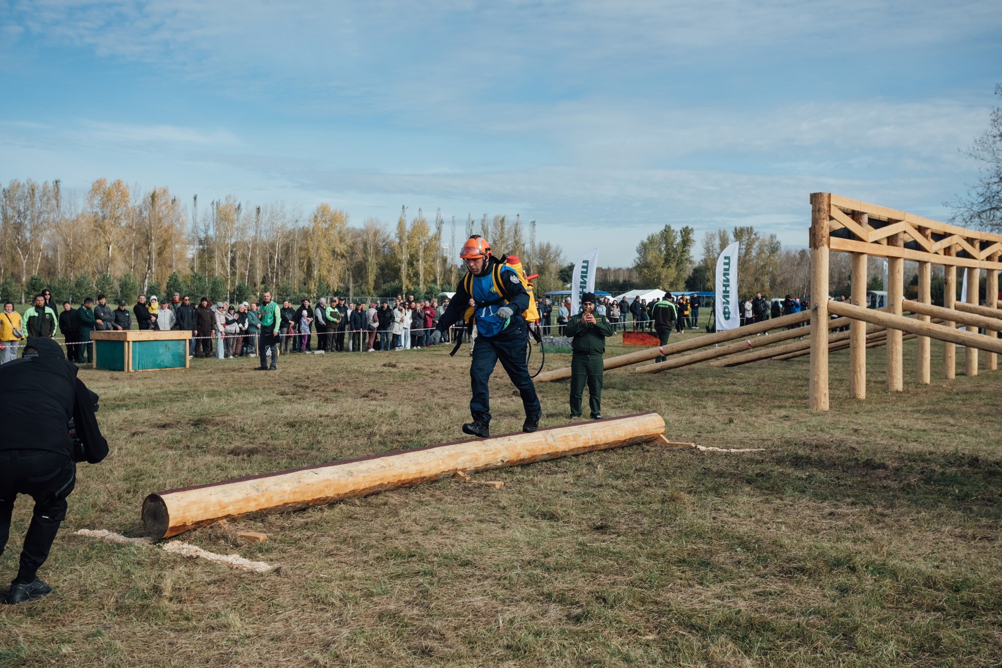 Соревнования «Лучший лесной пожарный» @ О. Татышев. Репортажный фотограф Максим Полянский. Москва, Санкт-Петербург, Красноярск