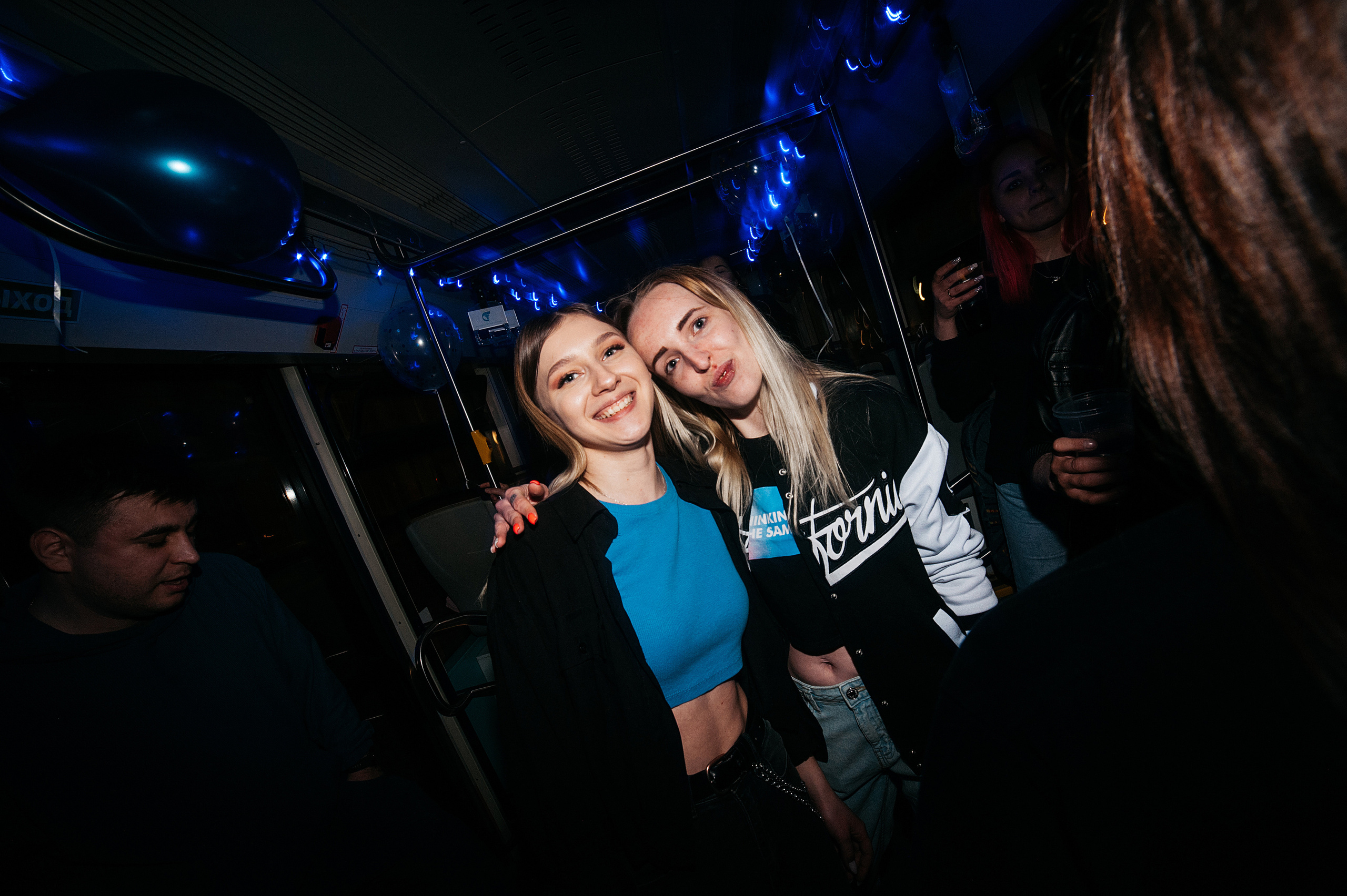 День Рождения в трамвае. Свадебный и семейный фотограф в Ростове-на-Дону Алина Астахова