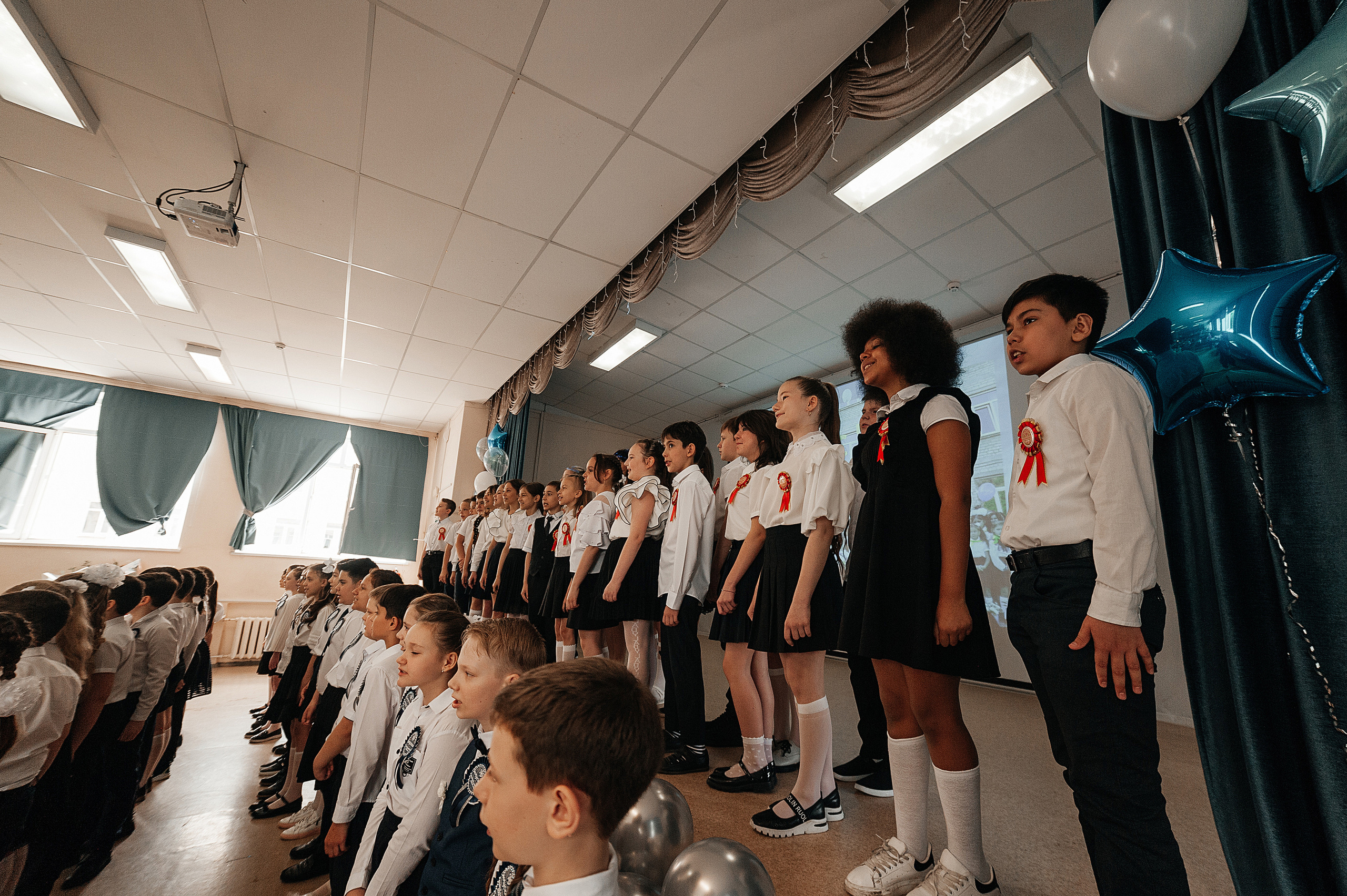 Выпускной начальной школы. Гимназия 95. Свадебный и семейный фотограф в Ростове-на-Дону Алина Астахова