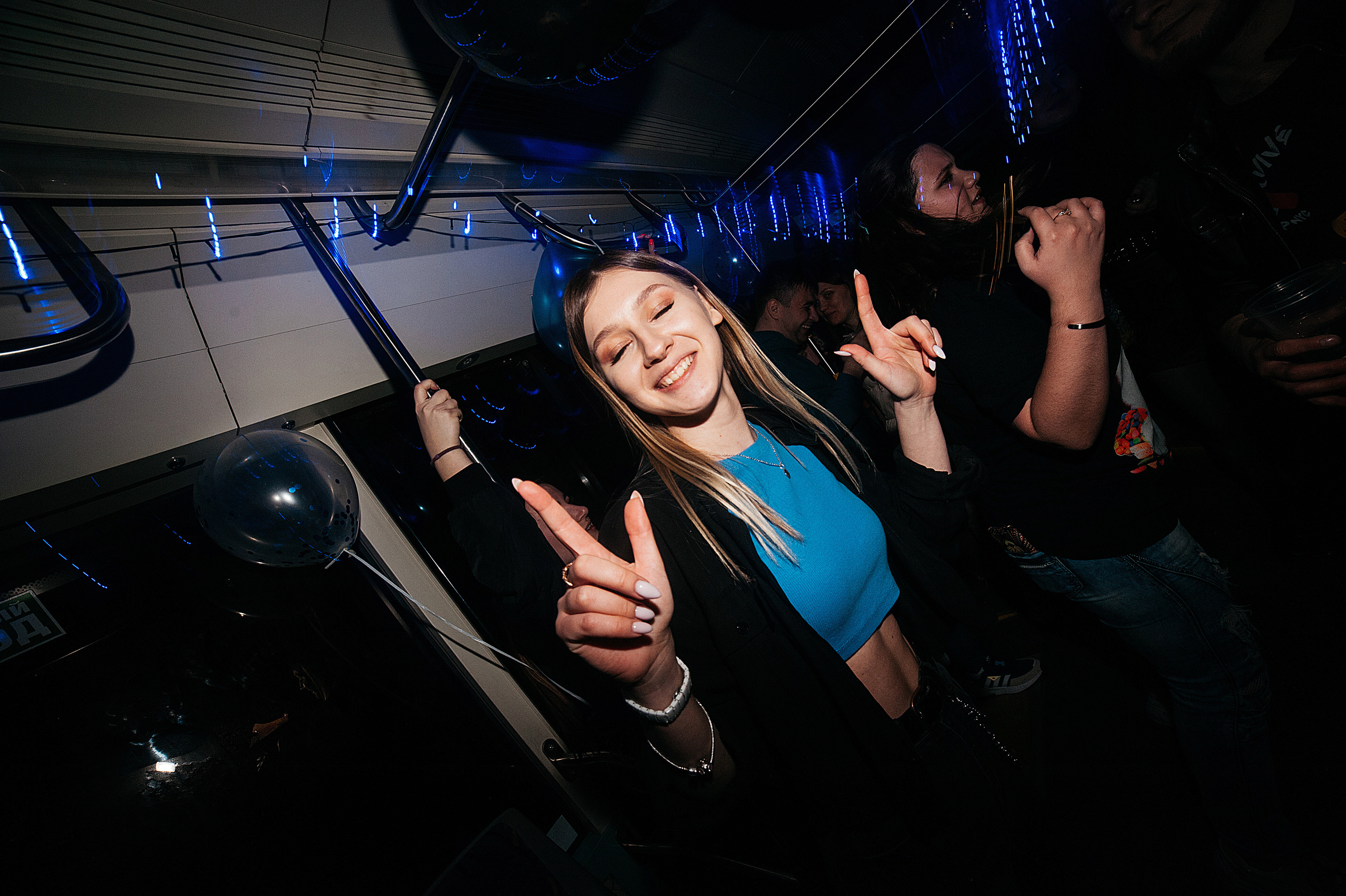 День Рождения в трамвае. Свадебный и семейный фотограф в Ростове-на-Дону Алина Астахова