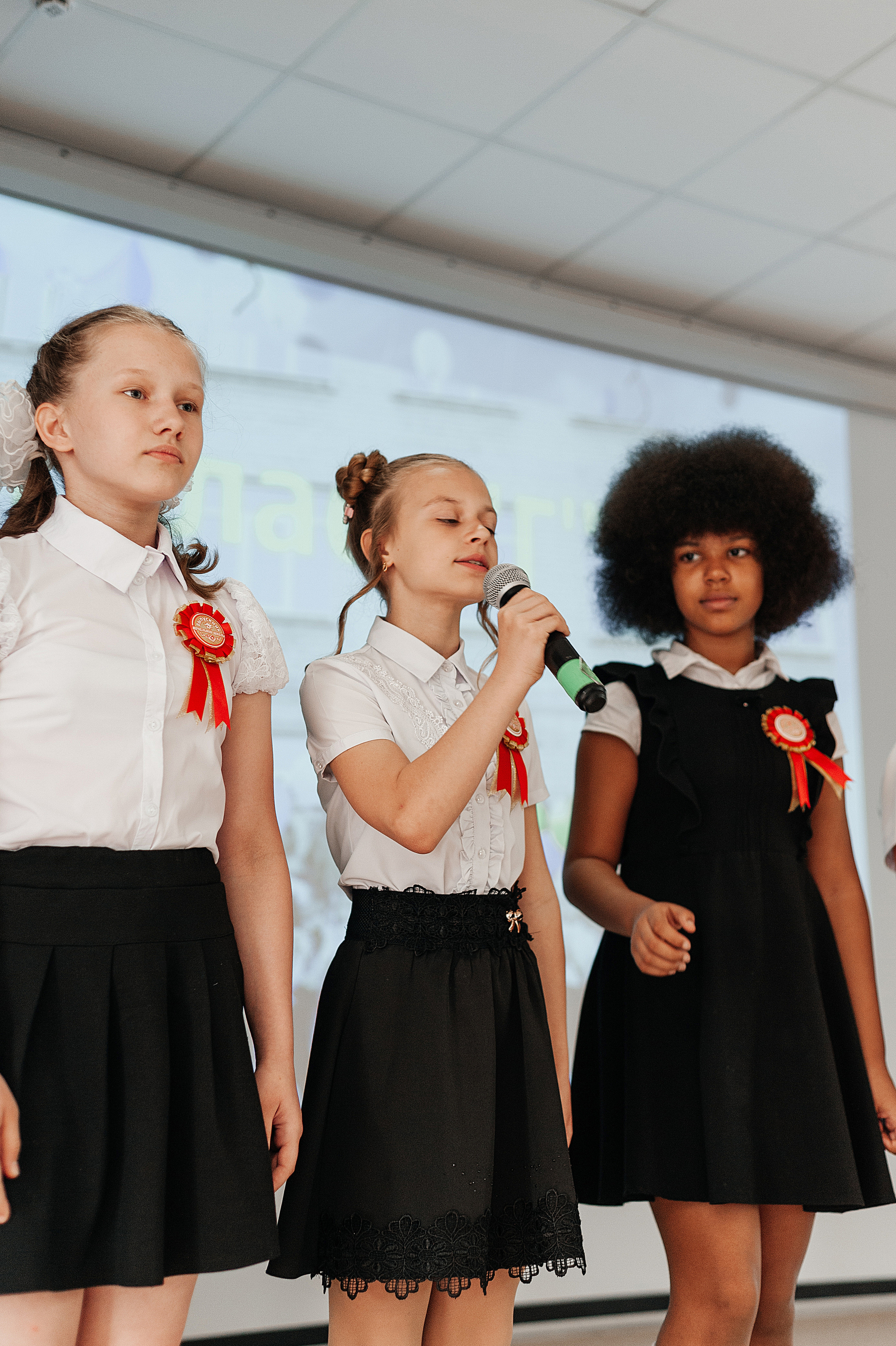 Выпускной начальной школы. Гимназия 95. Свадебный и семейный фотограф в Ростове-на-Дону Алина Астахова