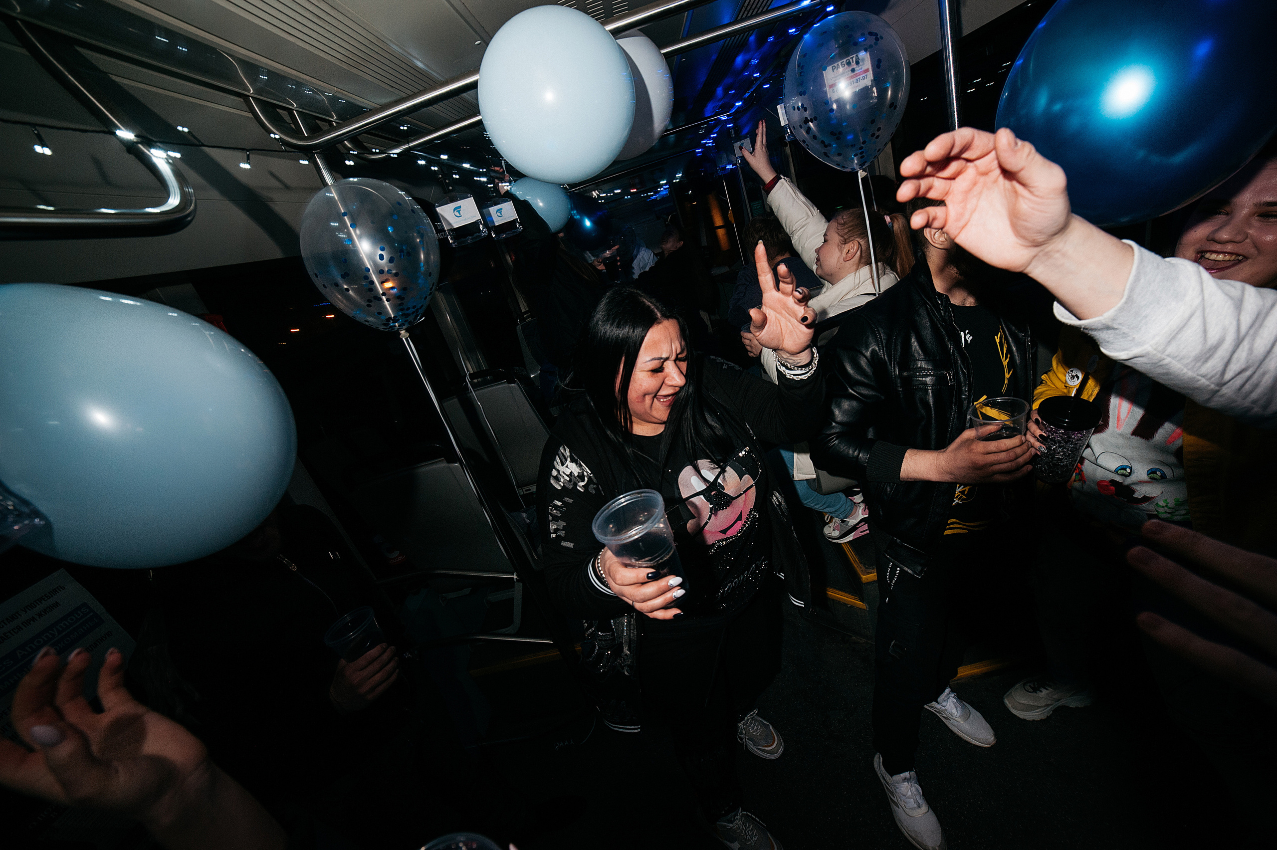 День Рождения в трамвае. Свадебный и семейный фотограф в Ростове-на-Дону Алина Астахова