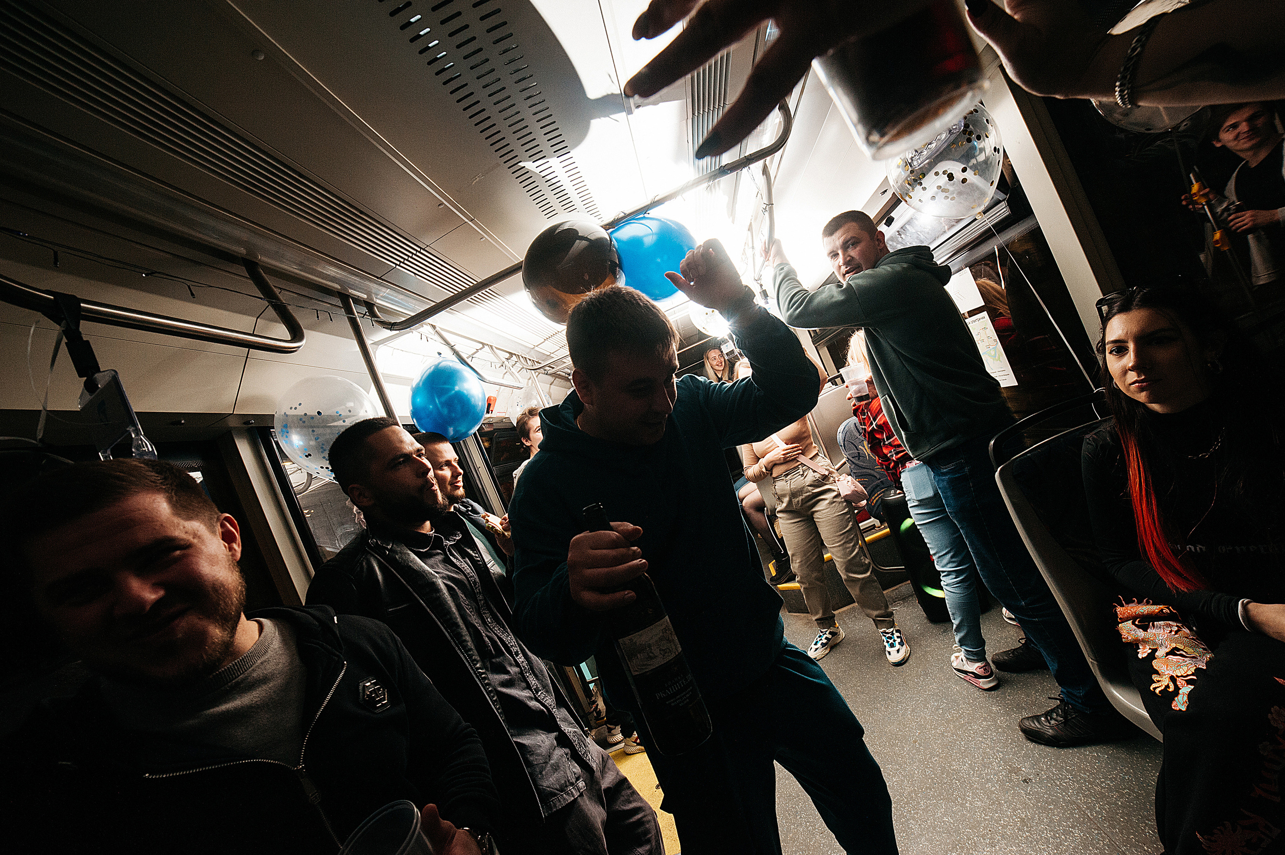 День Рождения в трамвае. Свадебный и семейный фотограф в Ростове-на-Дону Алина Астахова