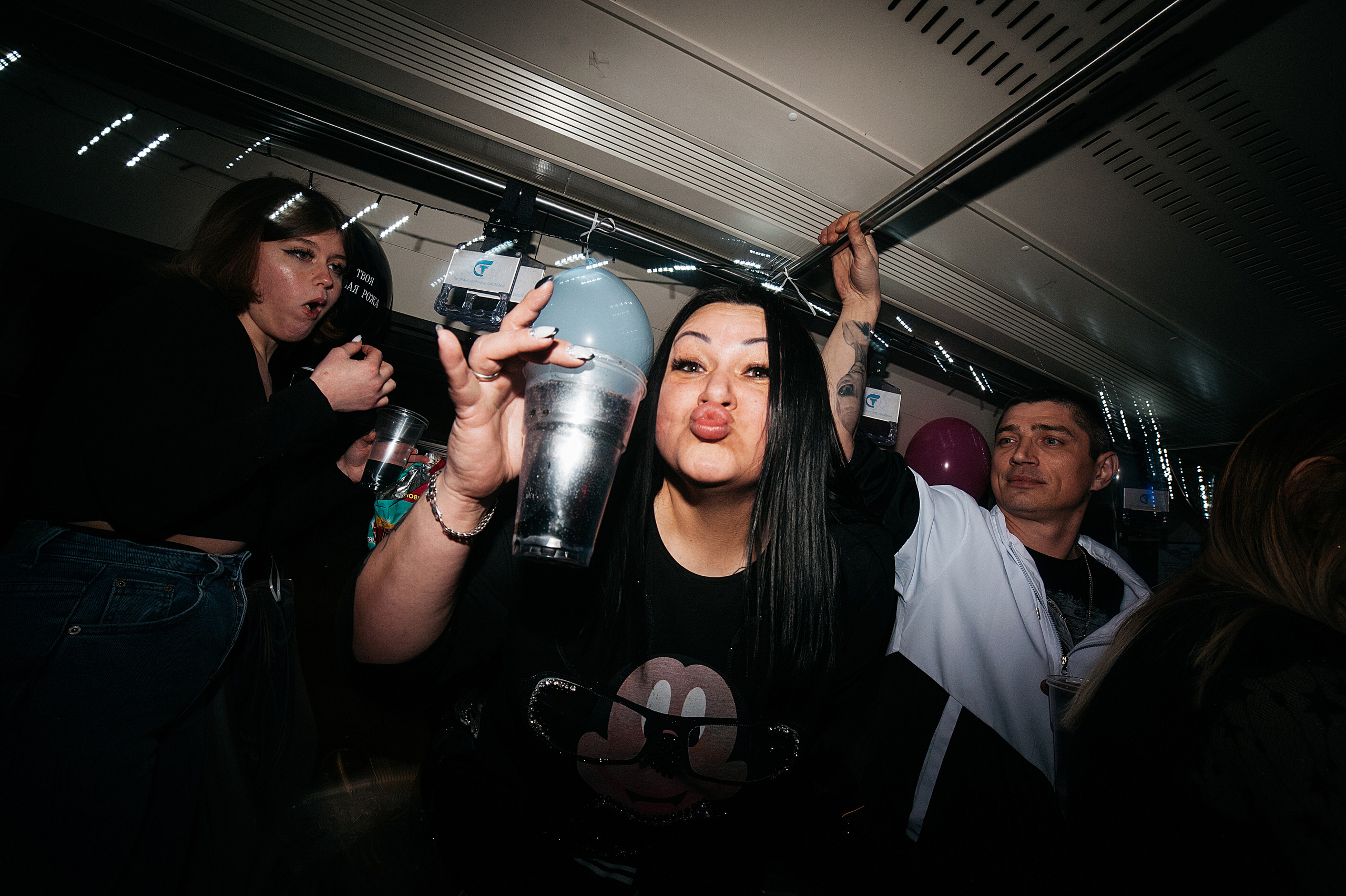 День Рождения в трамвае. Свадебный и семейный фотограф в Ростове-на-Дону Алина Астахова