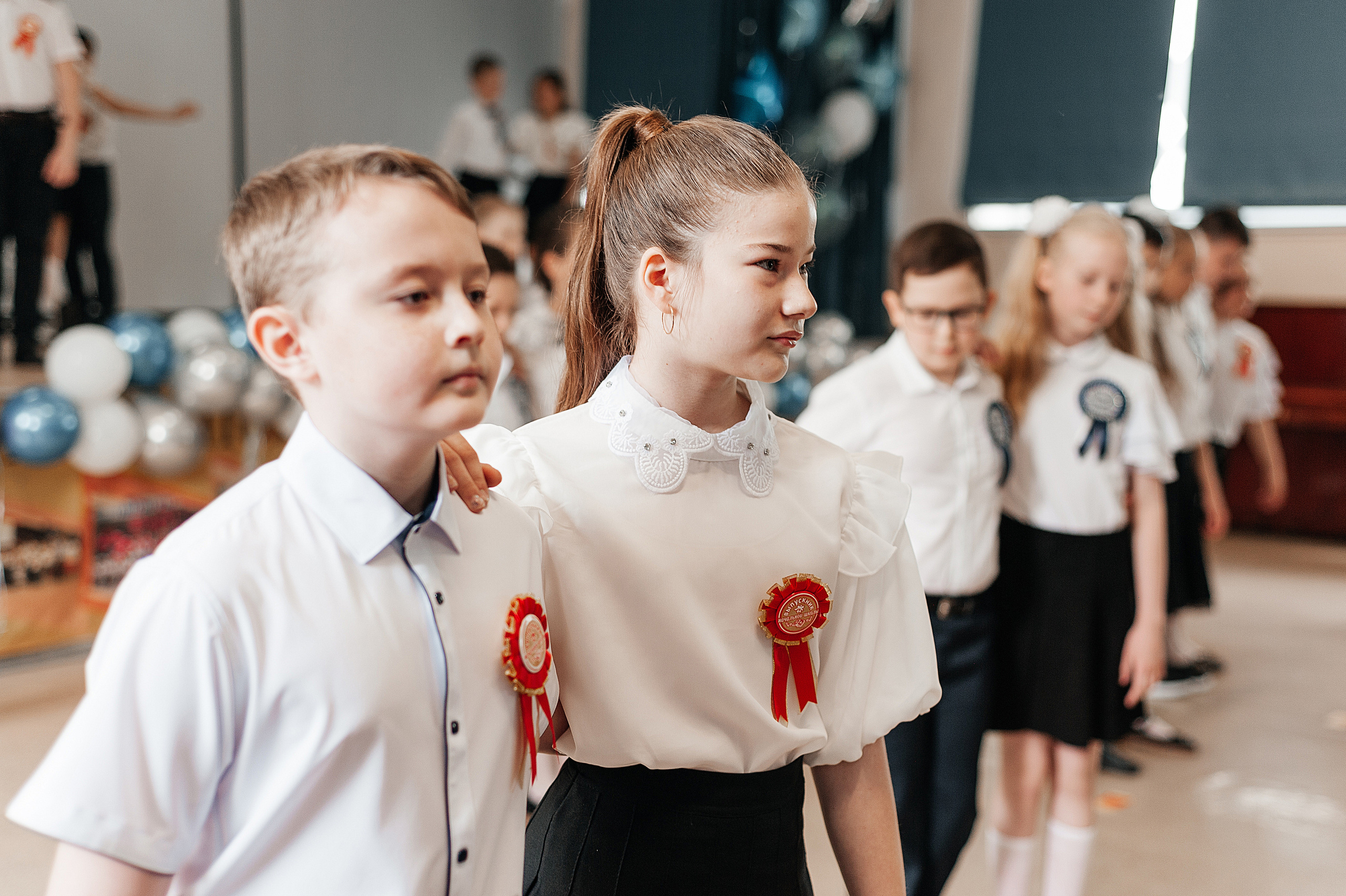 Выпускной начальной школы. Гимназия 95. Свадебный и семейный фотограф в Ростове-на-Дону Алина Астахова