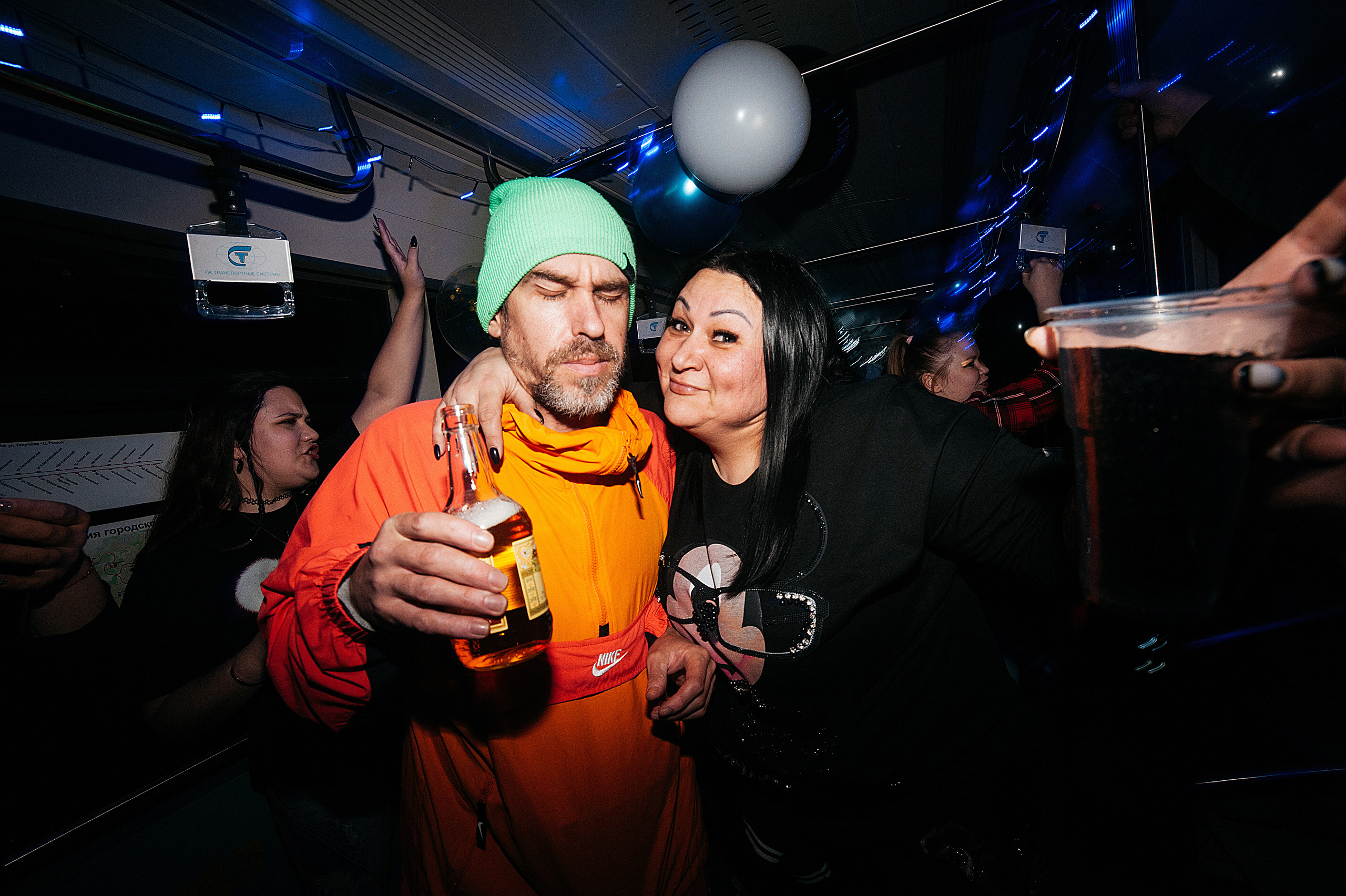 День Рождения в трамвае. Свадебный и семейный фотограф в Ростове-на-Дону Алина Астахова