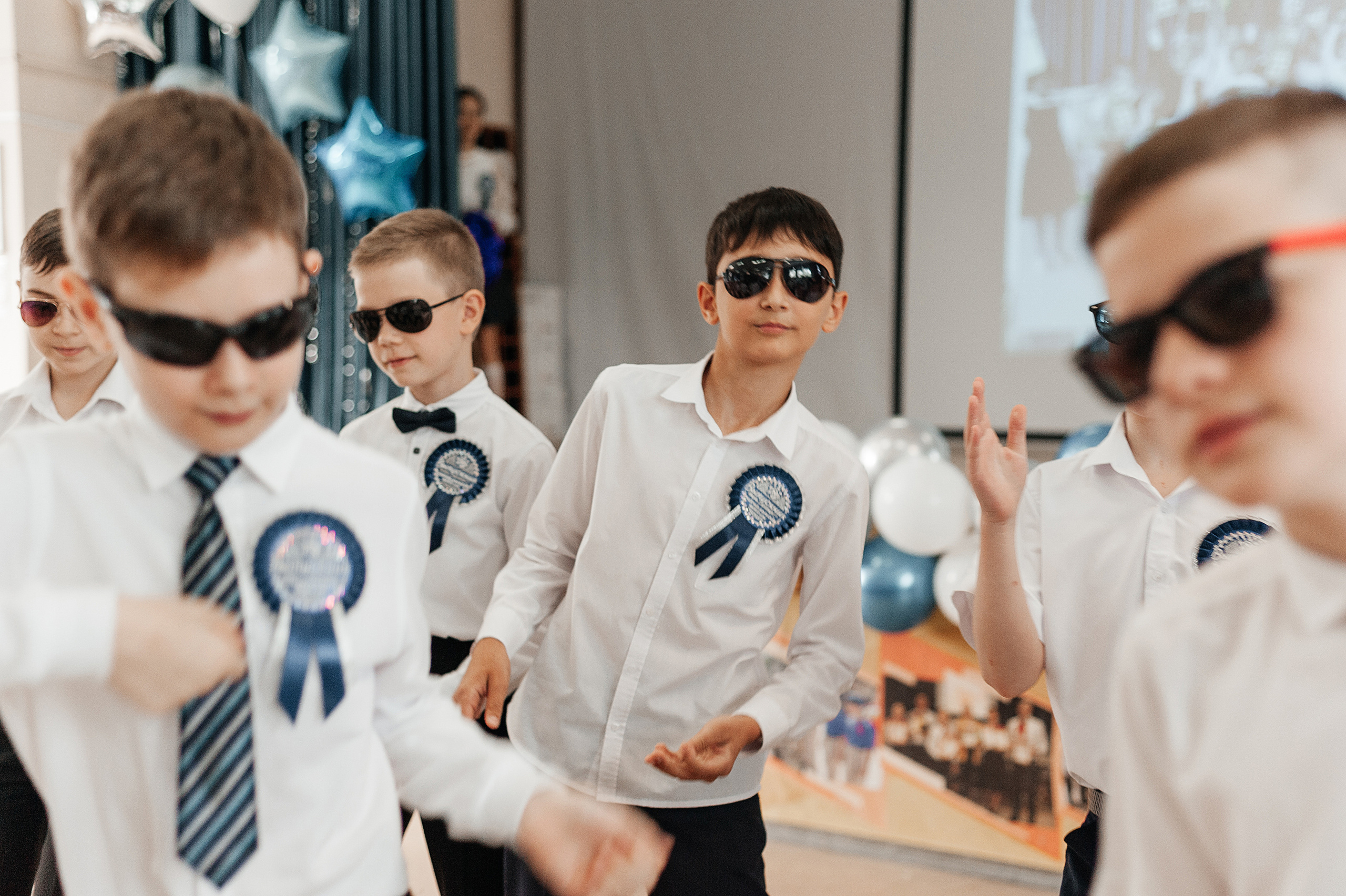 Выпускной начальной школы. Гимназия 95. Свадебный и семейный фотограф в Ростове-на-Дону Алина Астахова