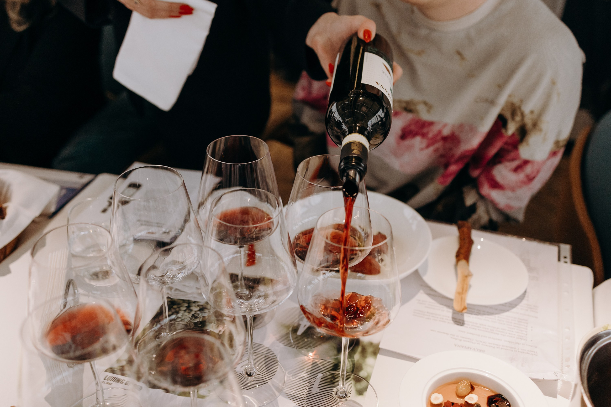 LUDING. Винная дегустация. Репортажный и свадебный фотограф в Москве Лена Таращенко