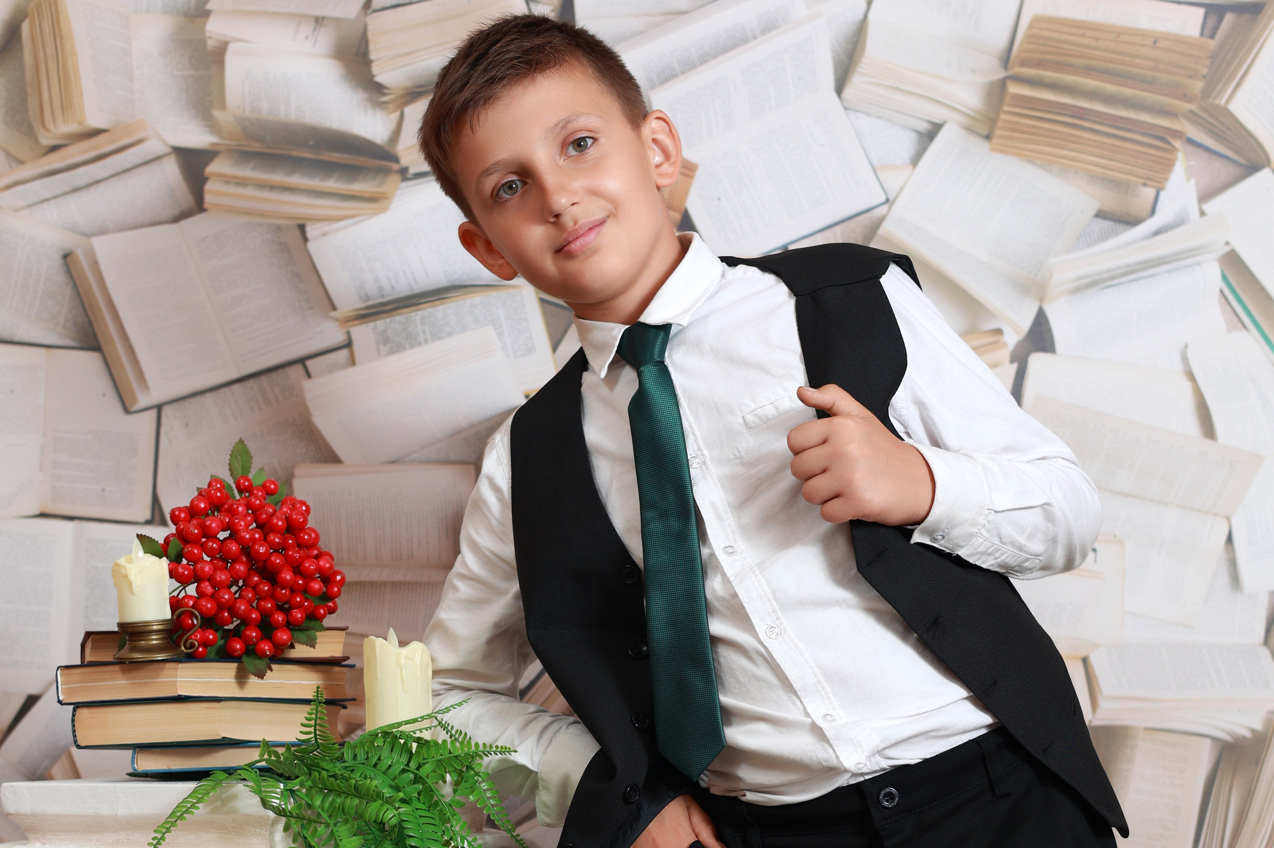 Книги. Выпускные альбомы в Иваново в детский сад и школу. Александр и Светлана Янкины