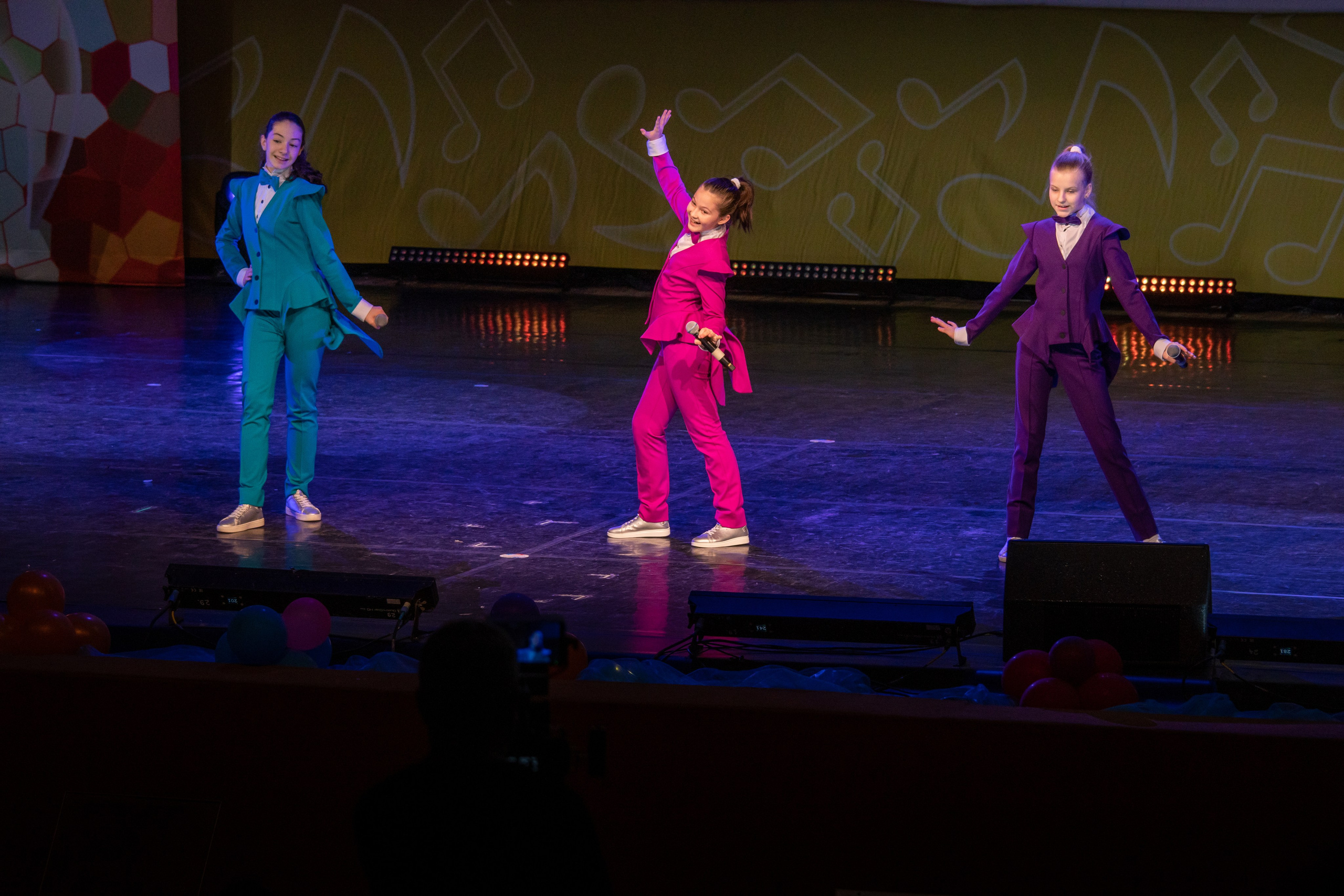 Съёмка концерта для Домисольки, большой концертный зал Космос. «Студия DRONAVT`s» — видеосъёмка и фотография г. Москва