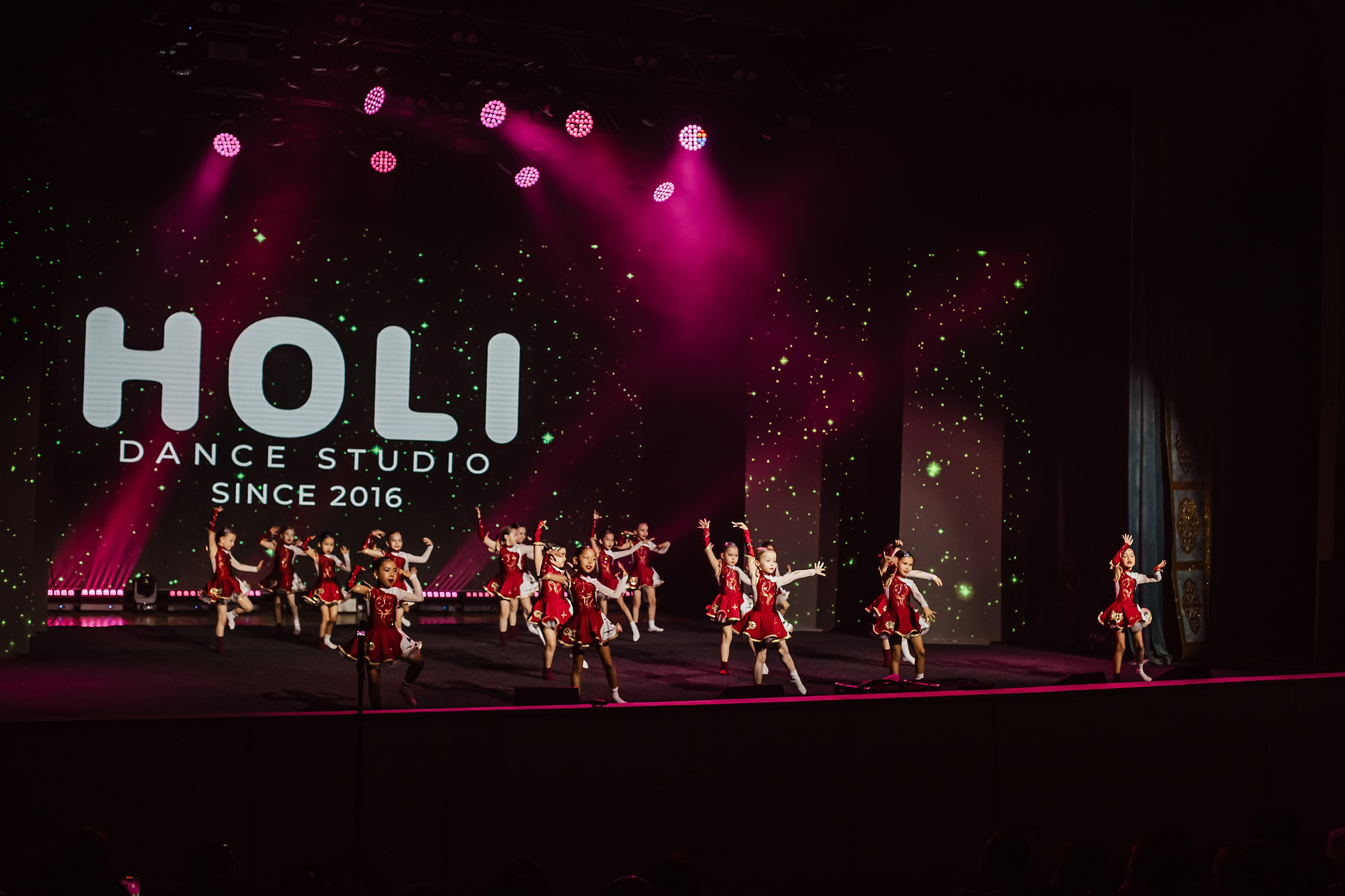 10 лет Holi Fance Studio | Part 1. Кипятком Павлодар