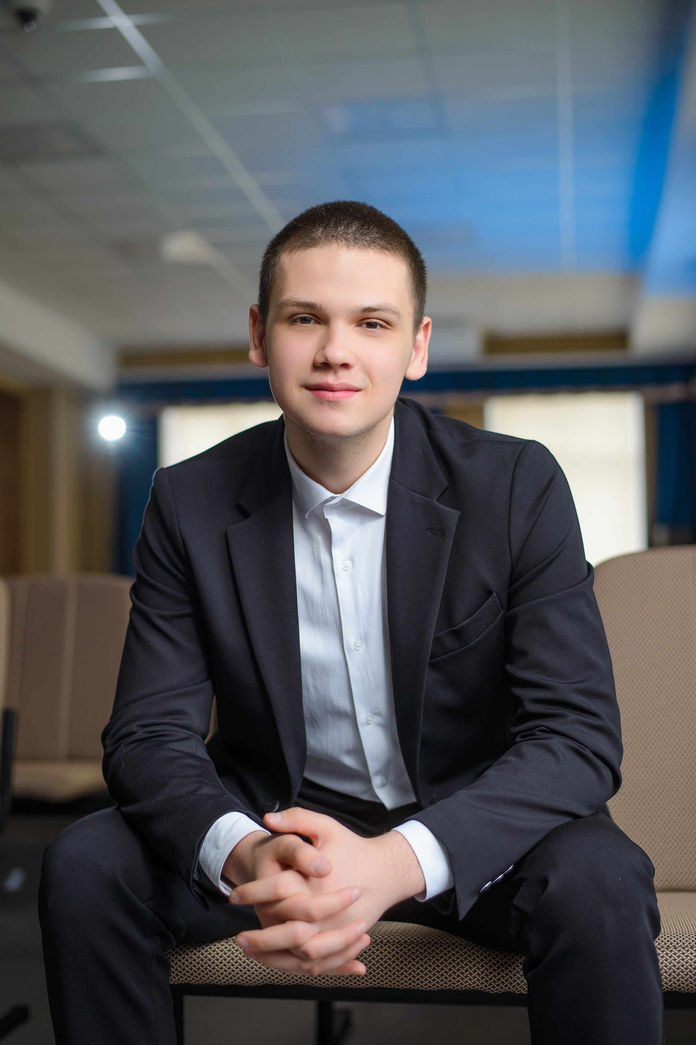 Портреты 9-11 кл. АРТИКУЛ. Выпускные альбомы Нижний Тагил