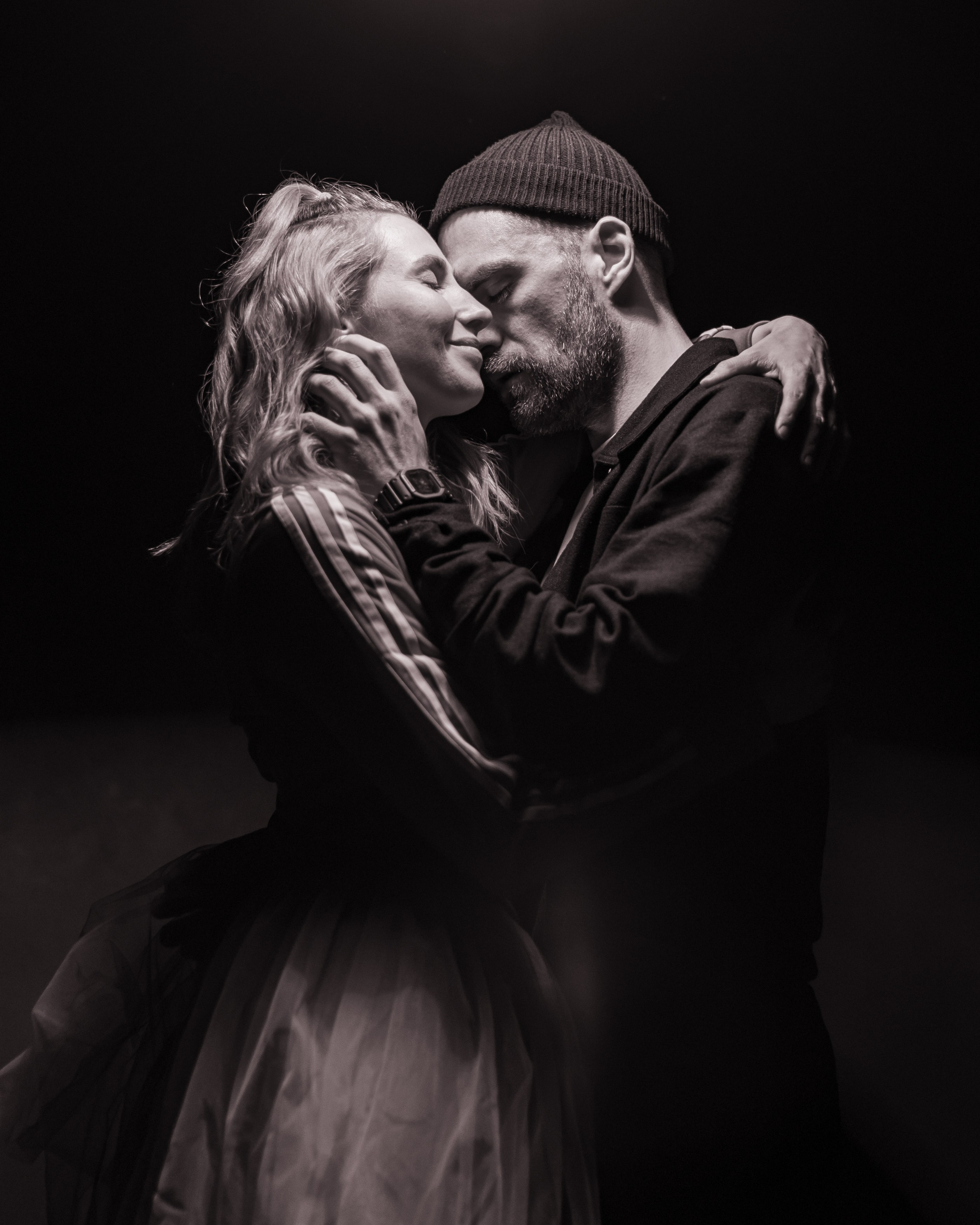 Спектакль «АЛЯСКА». Игорь Березин — фотограф в Москве. Мужские портреты и коммерческая съёмка