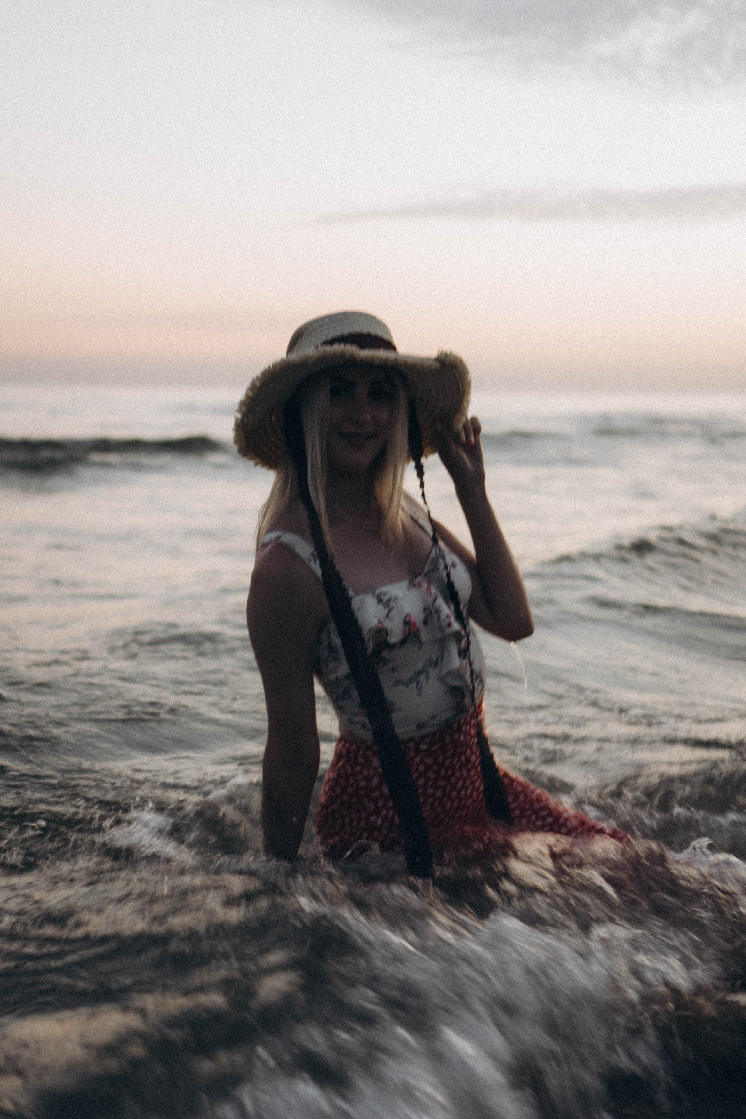 Июльский вечер на берегу черного моря. Профессиональный фотограф, Санкт-Петербург — Виктория Богомолова