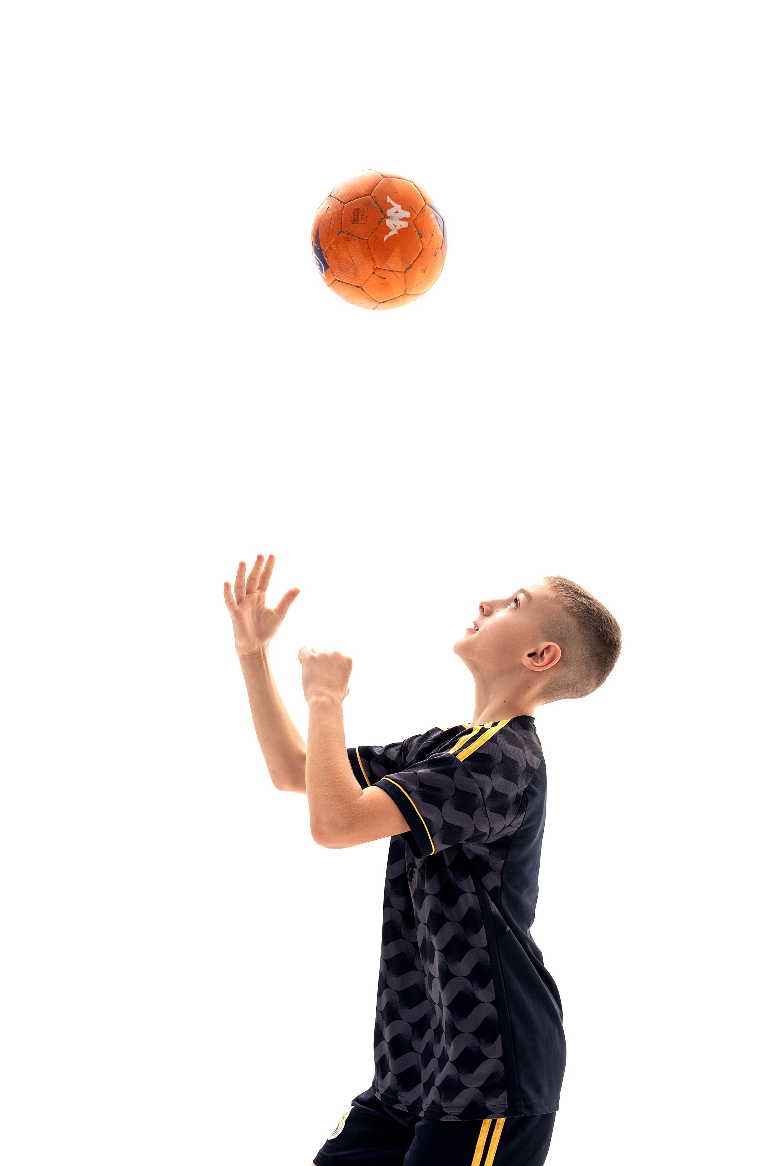 Юный футболист. Декабрь 2024. Спортивный фотограф в Туле и Тульской области. Файсханова Фото Спорт