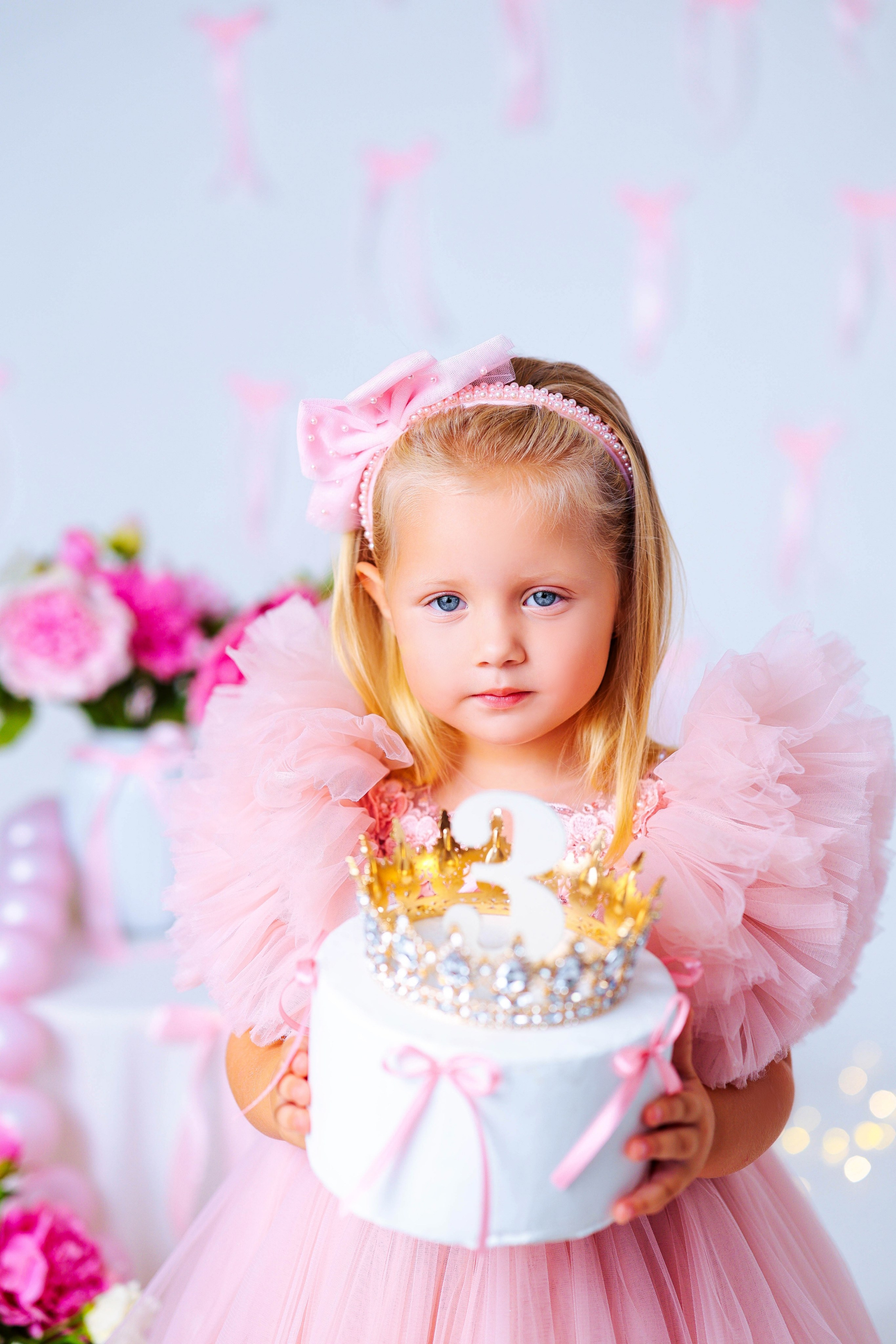 Малышки Антураж