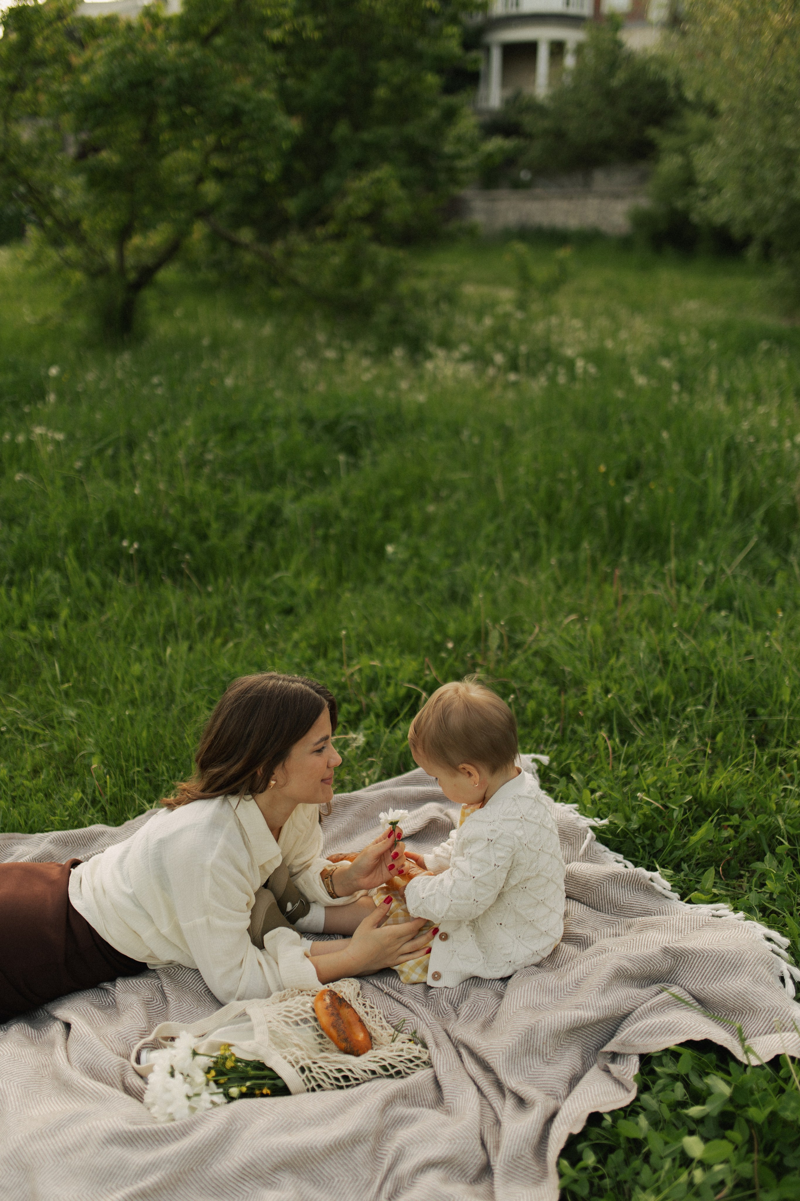 Лола и Софи. Главная