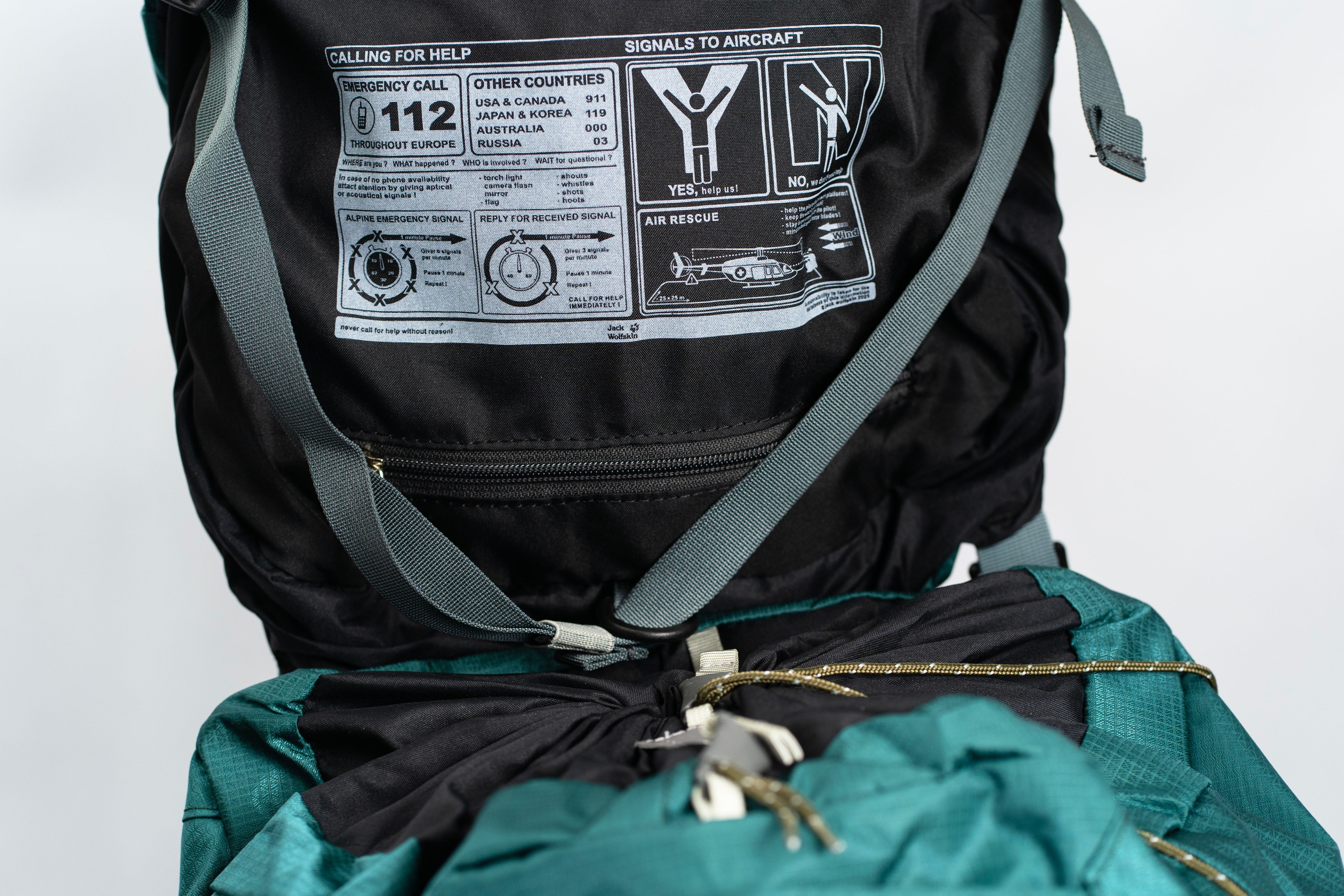 Видеообзор и фотосъемка туристических рюкзаков для маркетплейса. Фото / Видеосъемка в Москве