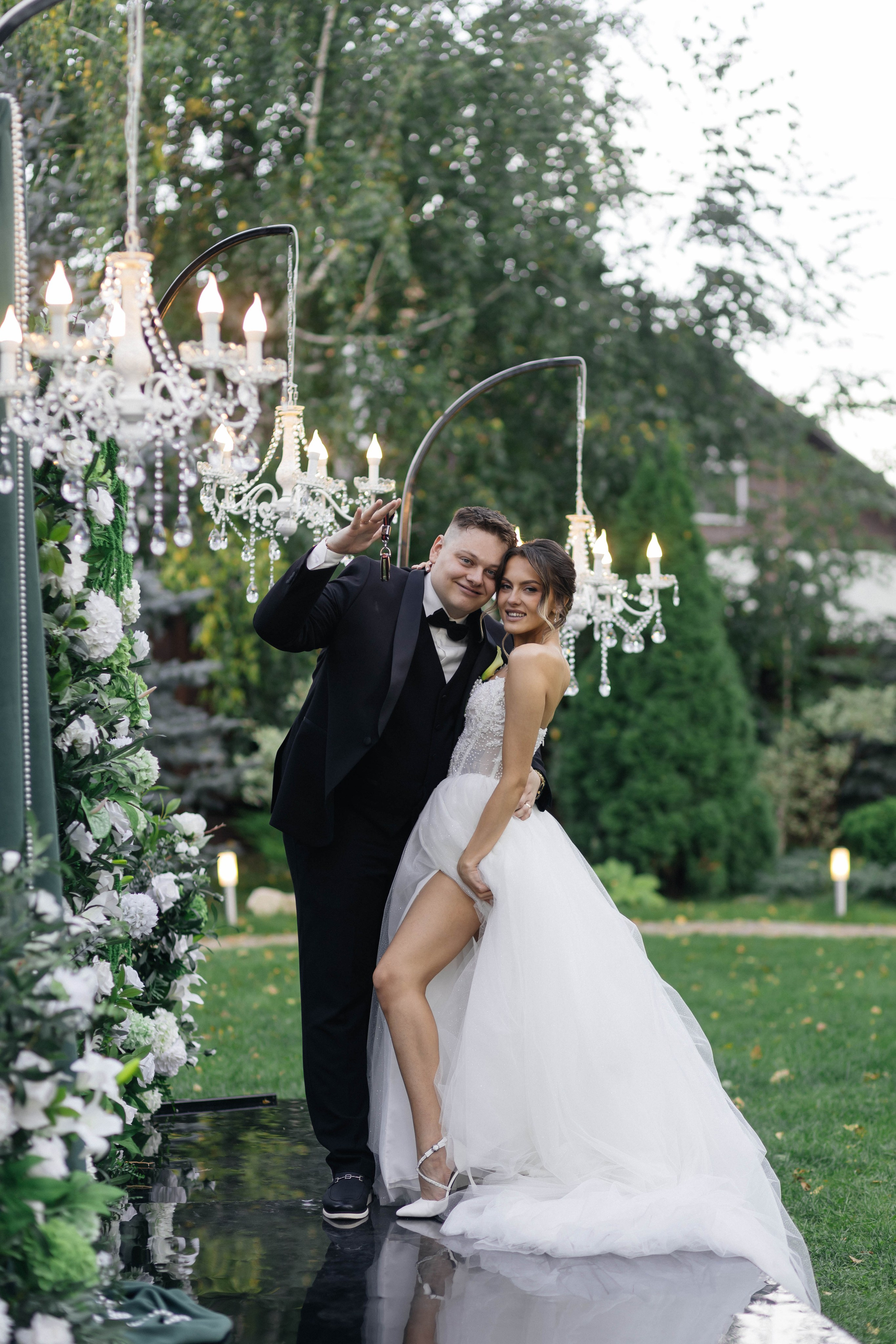 Свадебная история. Лесной Виладж. Свадебный и семейный фотограф Рассказова Виктория