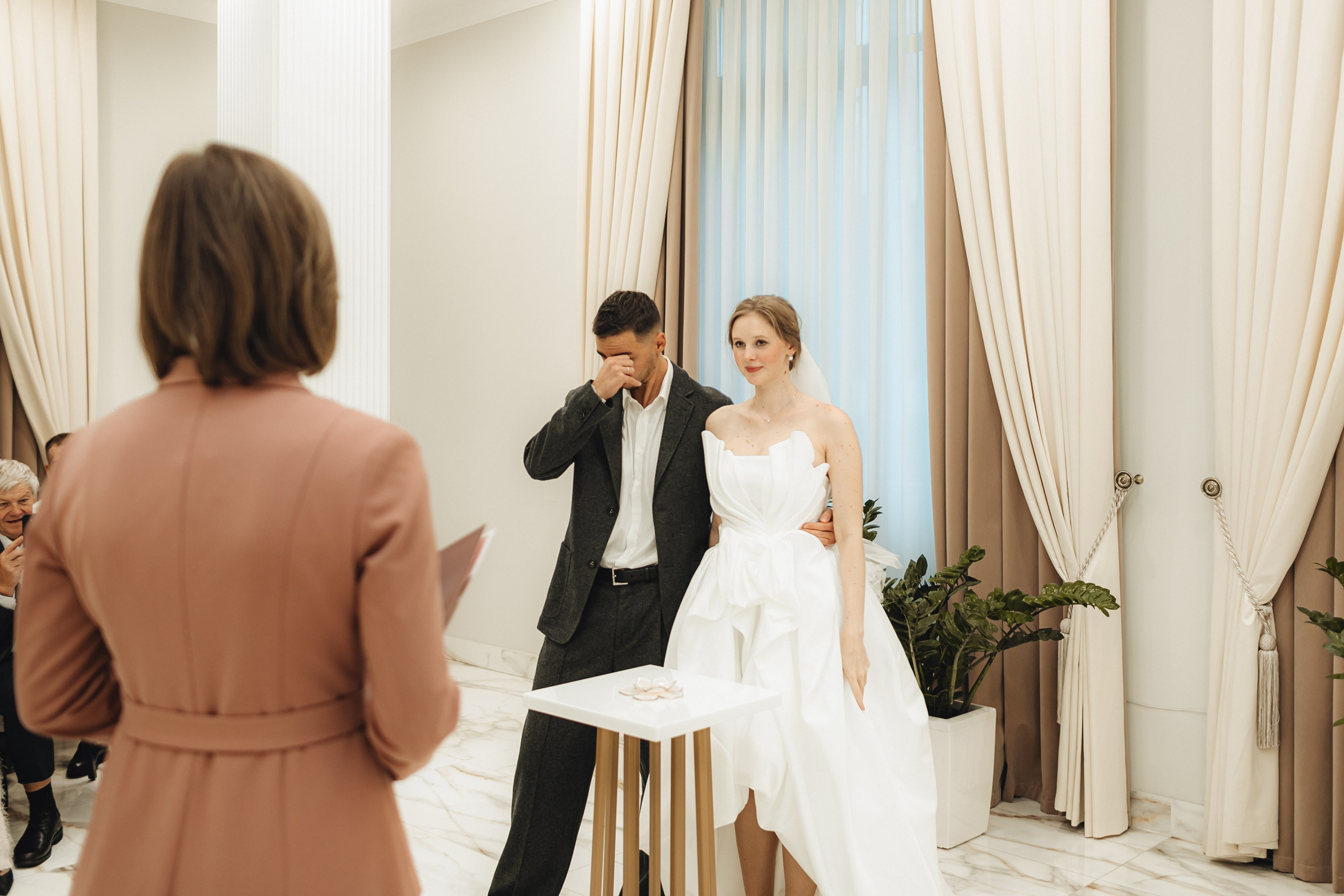 Свадебные истории. Свадебный и Семейный фотограф в Москве Александра Вайпер