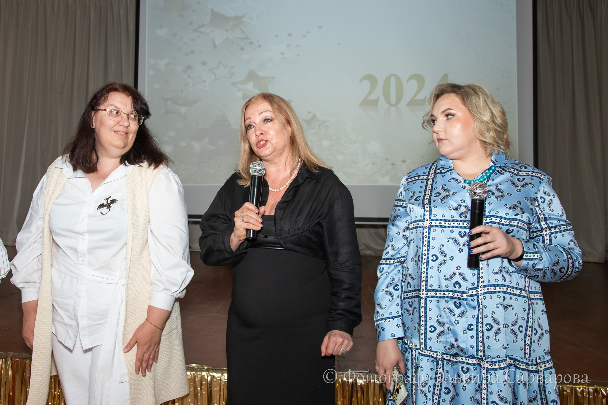 Вручение аттестатов 9 класс. Репортажный Фотограф