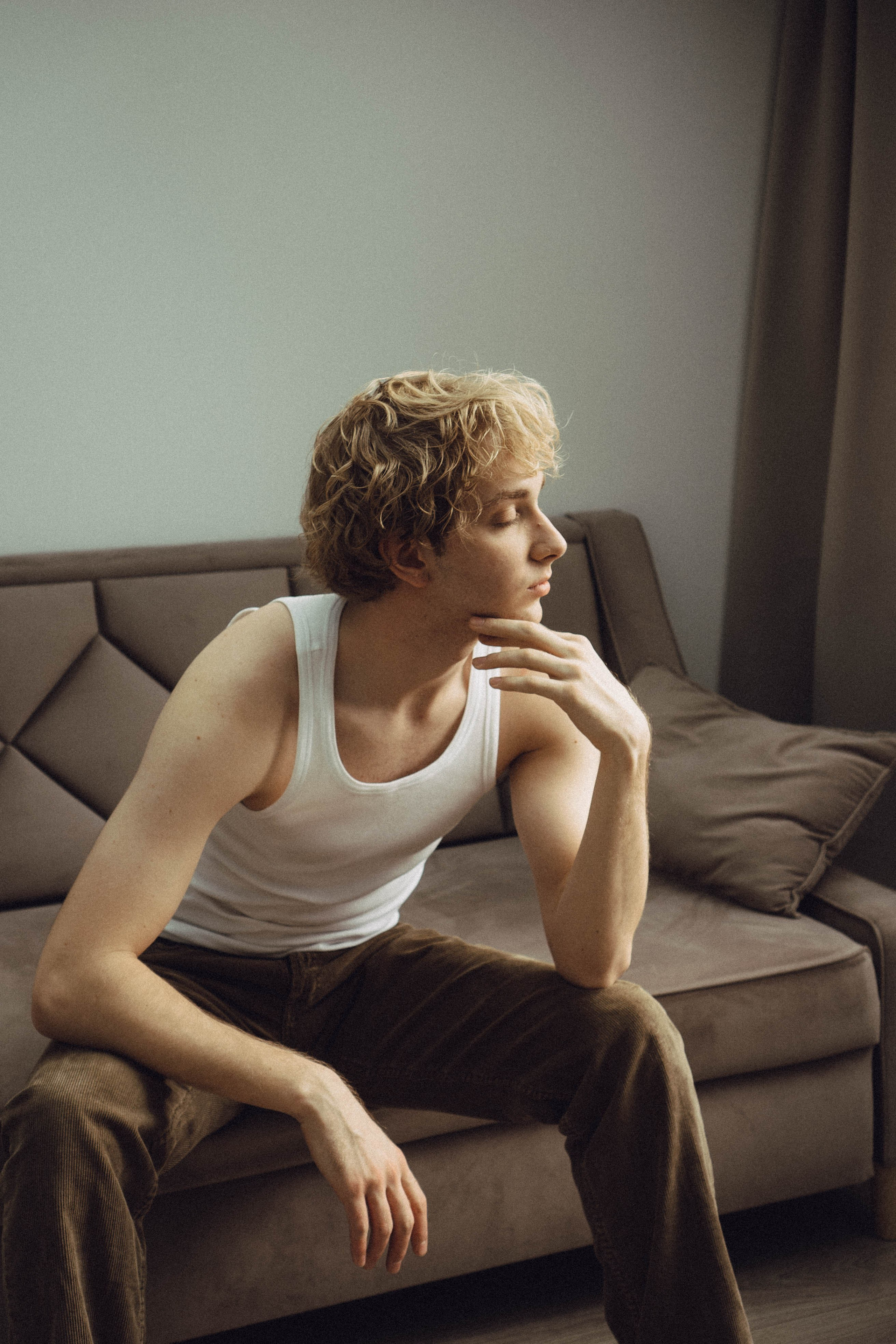 СВАДЕБНАЯ СЬЕМКА В ОТЕЛЕ. СБОРЫ ЖЕНИХА И НЕВЕСТЫ И ТАКЖЕ ТОР И ПОДГОТОВКА К ПРОГУЛКЕ. Профессиональный фотограф, Санкт-Петербург — Виктория Богомолова