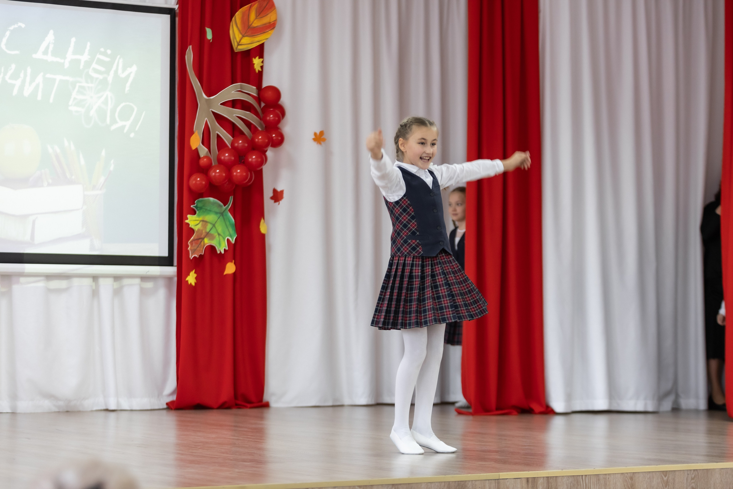 День учителя. Школа 31. Октябрь 2024. Свадебный и Семейный фотограф г. Ижевск Гульназ Солдатова. Гульназ фото