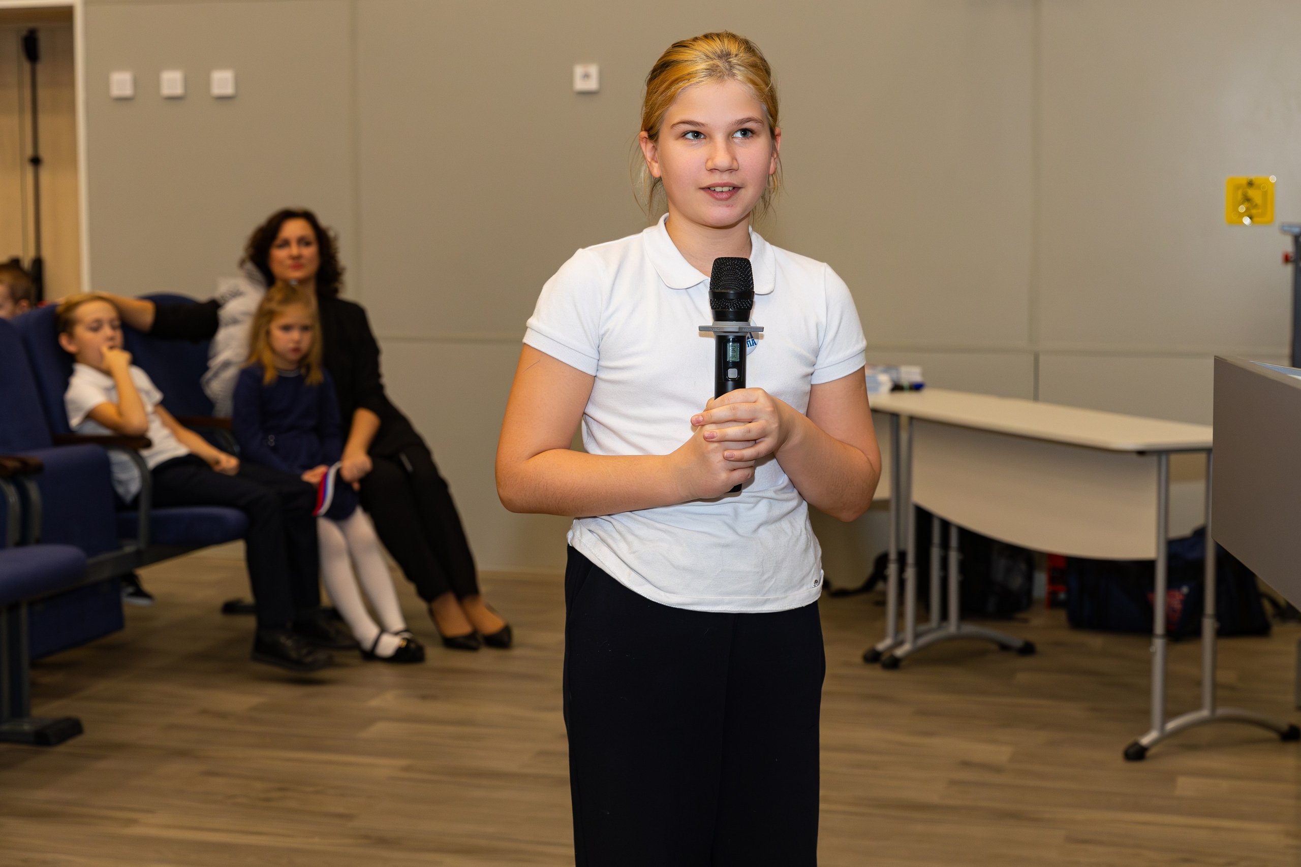 Открытия спортивного зала по вольной борьбе. В школе № 221. Фотограф Александр Поздняков  Новосибирск