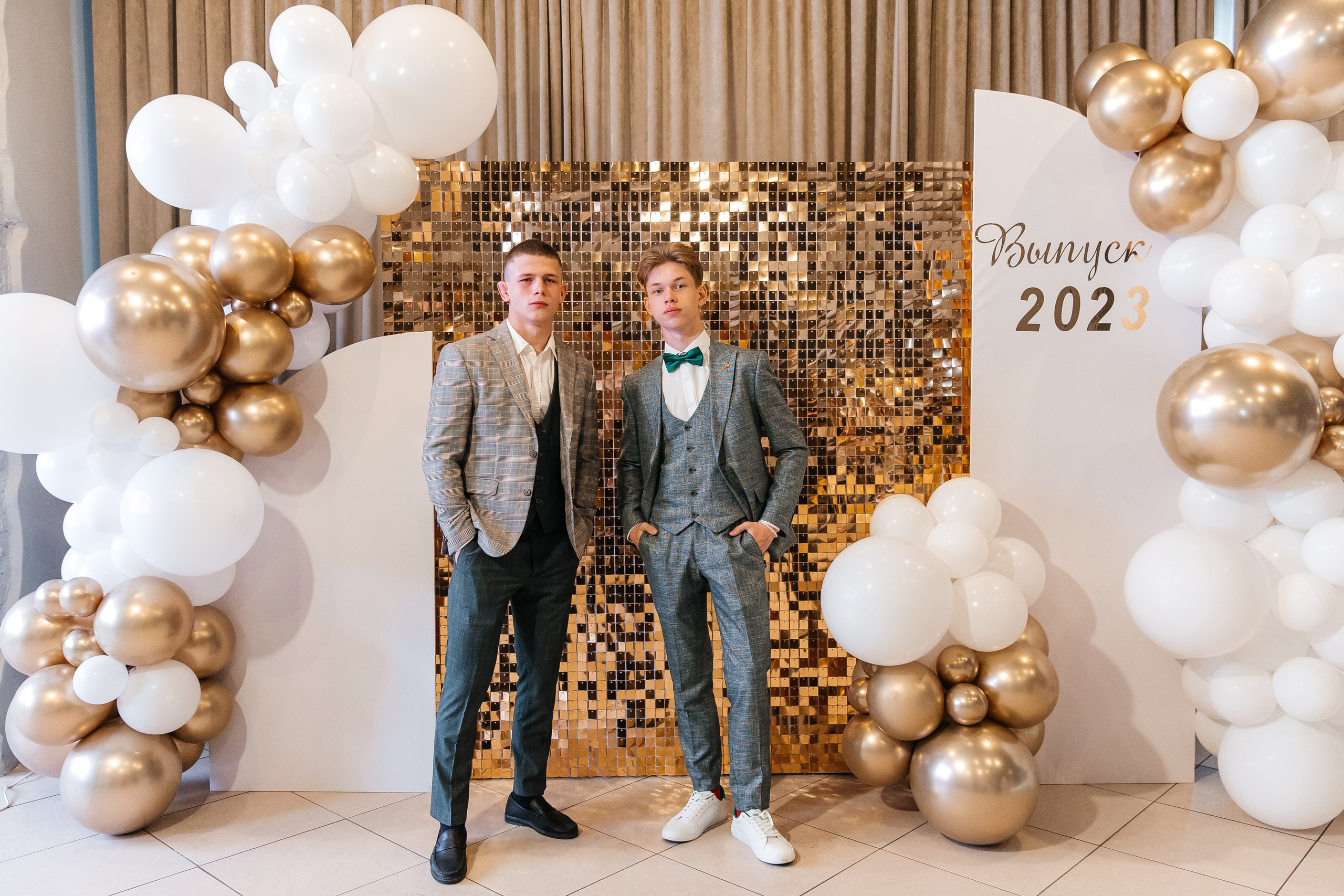 2023-06-23 Выпускной МБОУ СОШ № 10. Фотограф в Красноярске