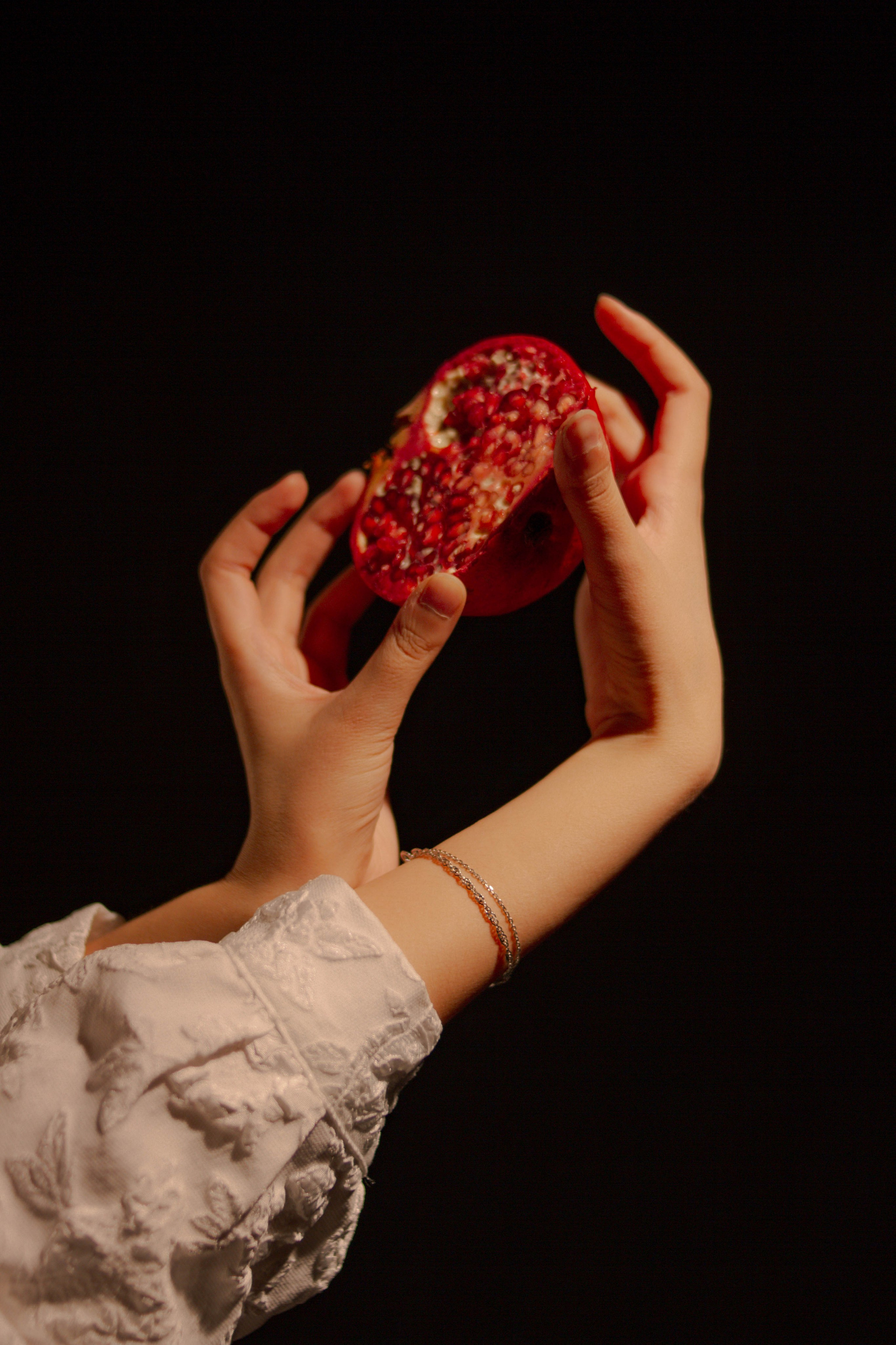 Гранат и жемчуг. Создадим шедевр? Виталина и её фотоискусство