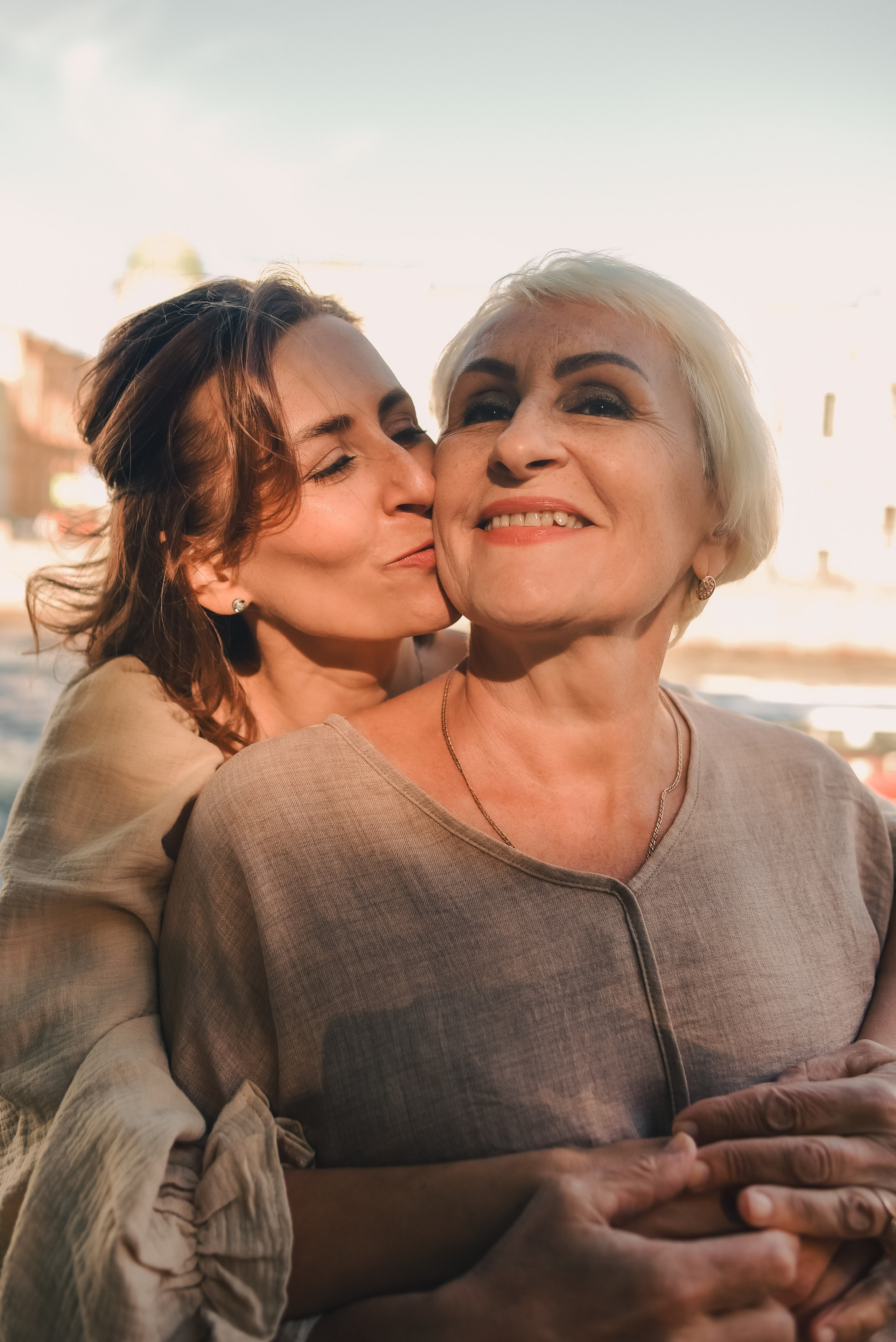 Фотосессия в Летнем саду. Анна, Татьяна, Злата и Эвелина. Семейный и свадебный фотограф в Санкт-Петербурге Яна