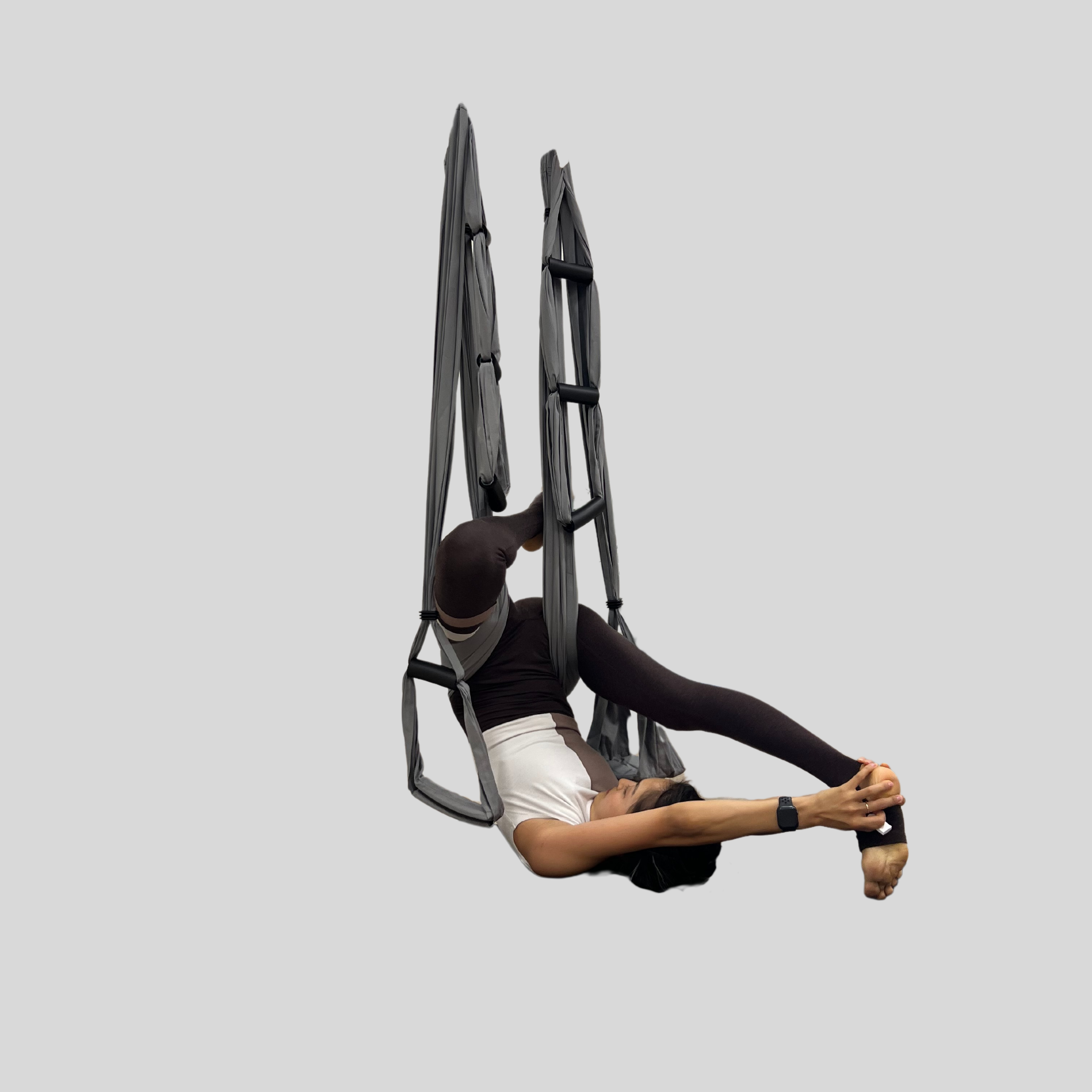 Н Вис под крестец (1). Преподаю и провожу обучение по флай йоге